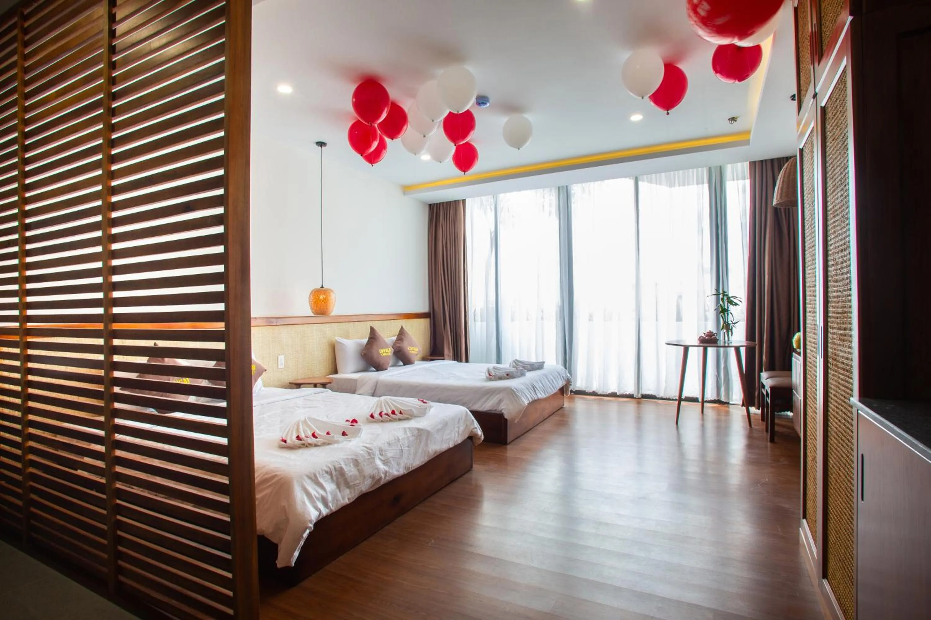 Photo of the whole room, Bed in Luu Ngai Condotel Quy Nhon