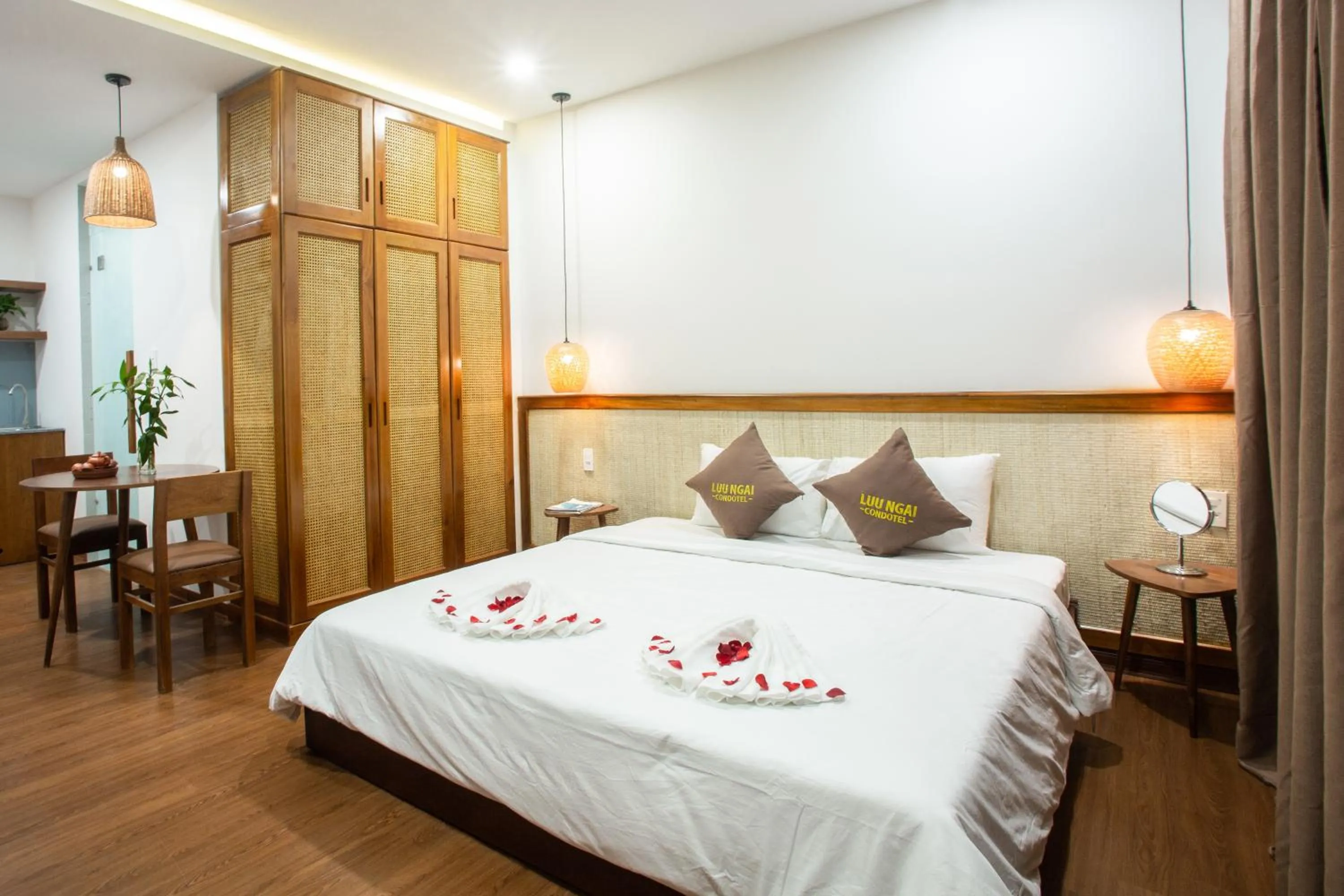 Photo of the whole room, Bed in Luu Ngai Condotel Quy Nhon