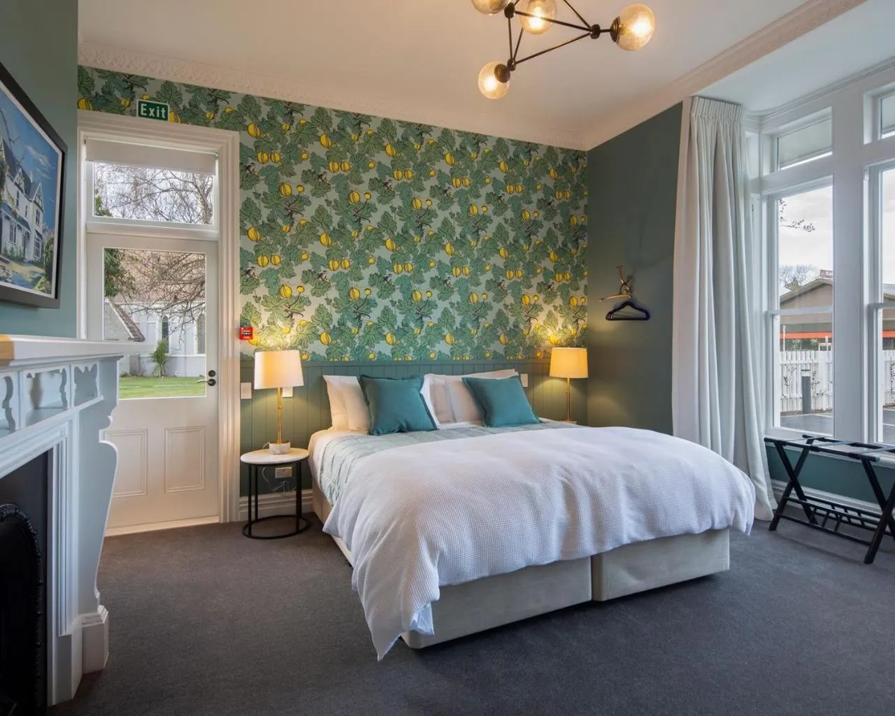 Bedroom, Bed in The Vicarage Geraldine