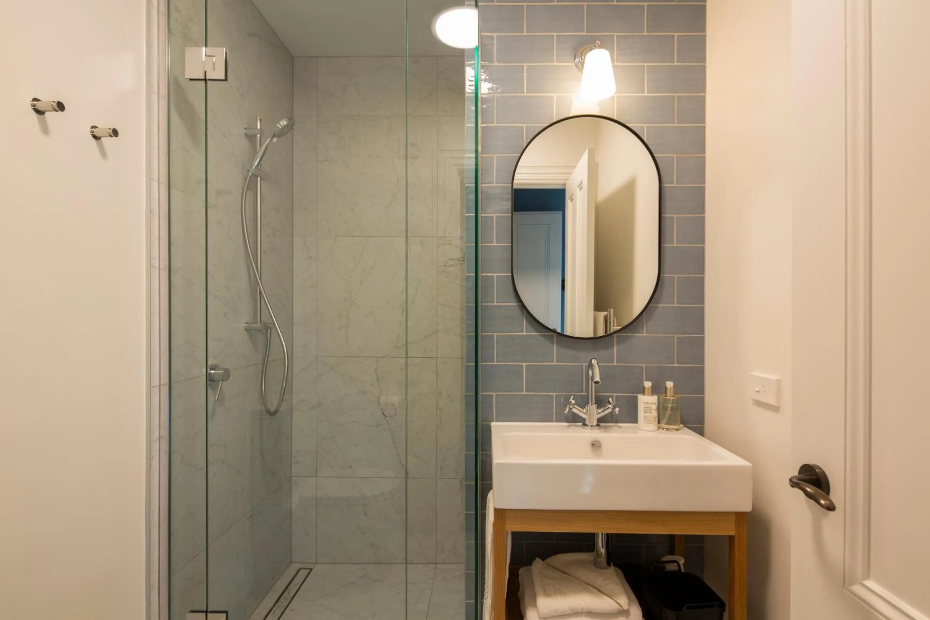 Bathroom in The Vicarage Geraldine