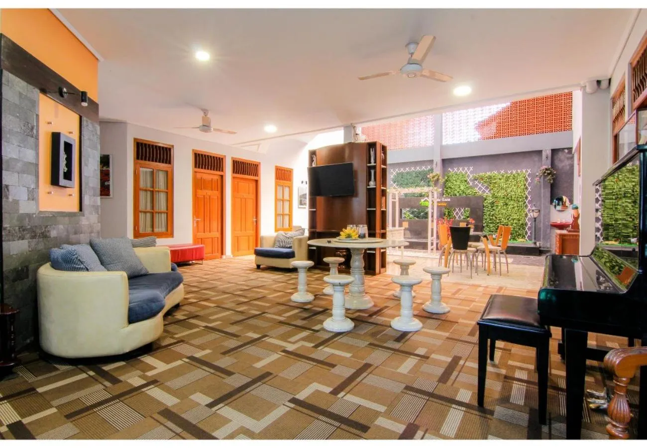 Lobby or reception in Embe Enem Homestay