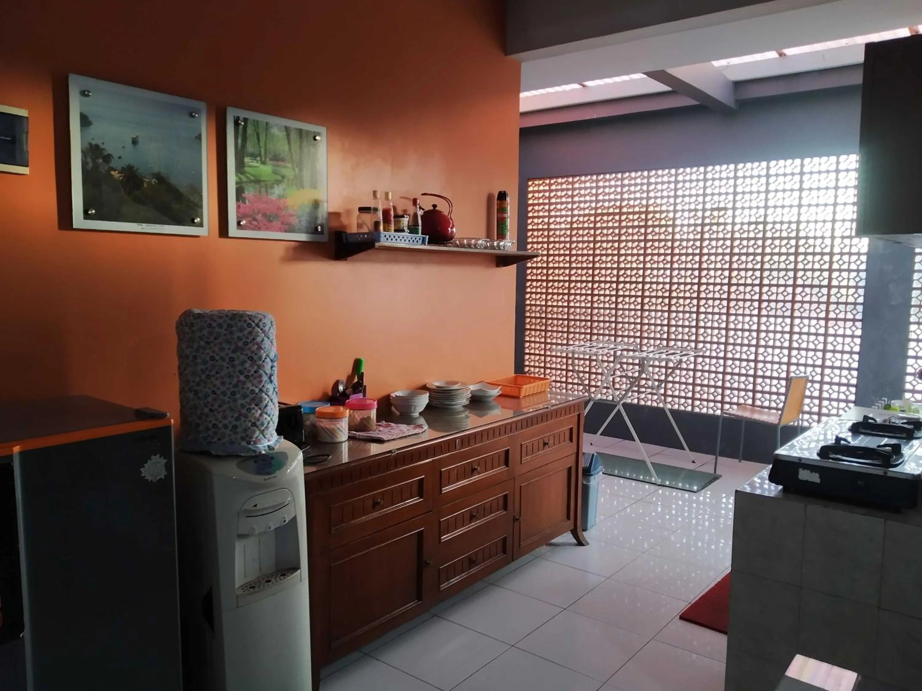 Area and facilities in Embe Enem Homestay