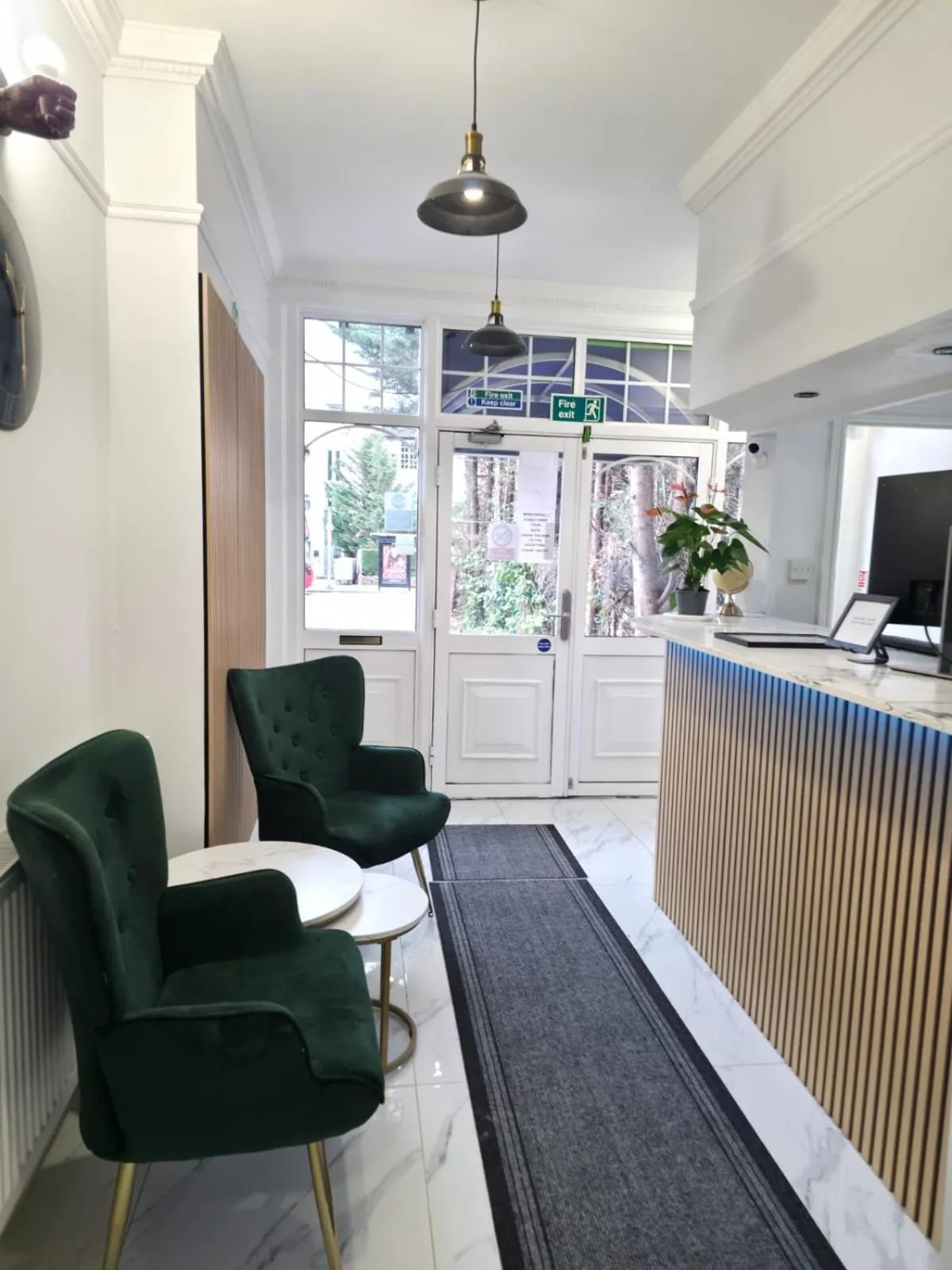 Lobby or reception in Golders Park Hotel