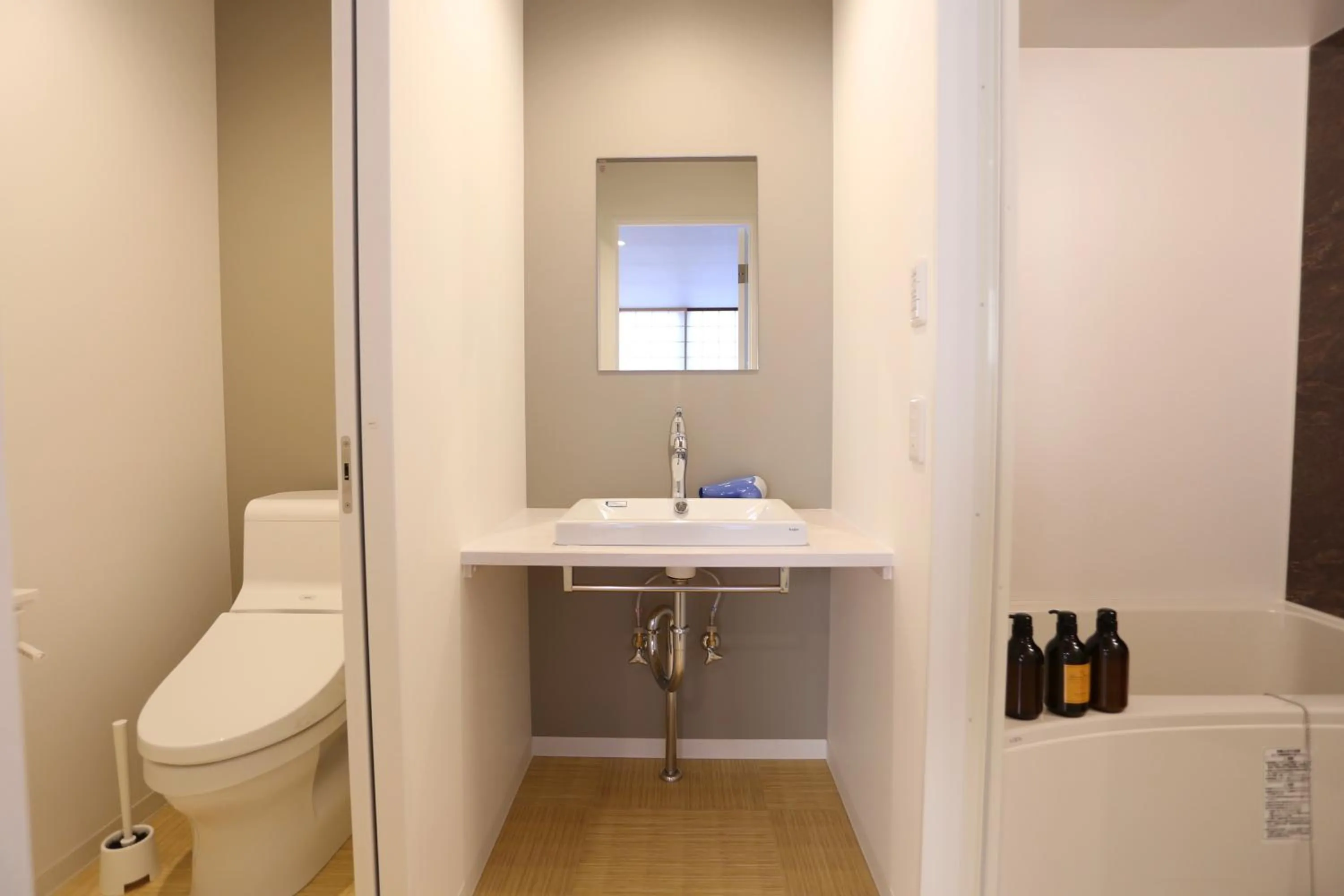 Bathroom in Iwatoyama Hostel