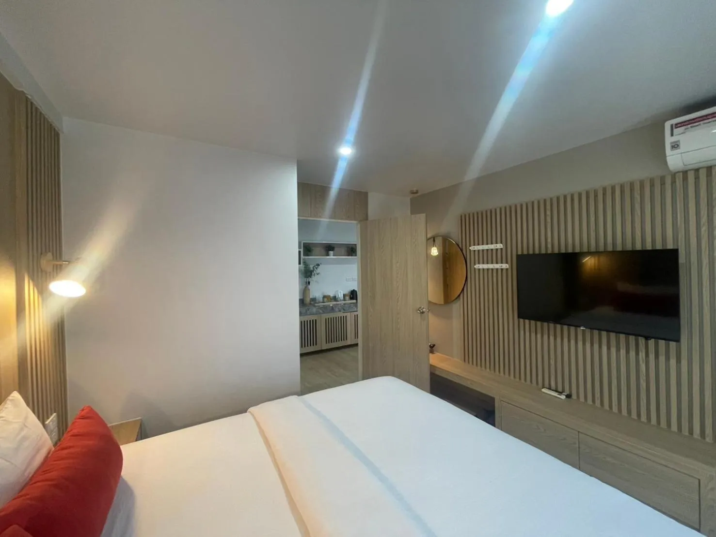 Bed in Baan Bangkok 97 Hotel