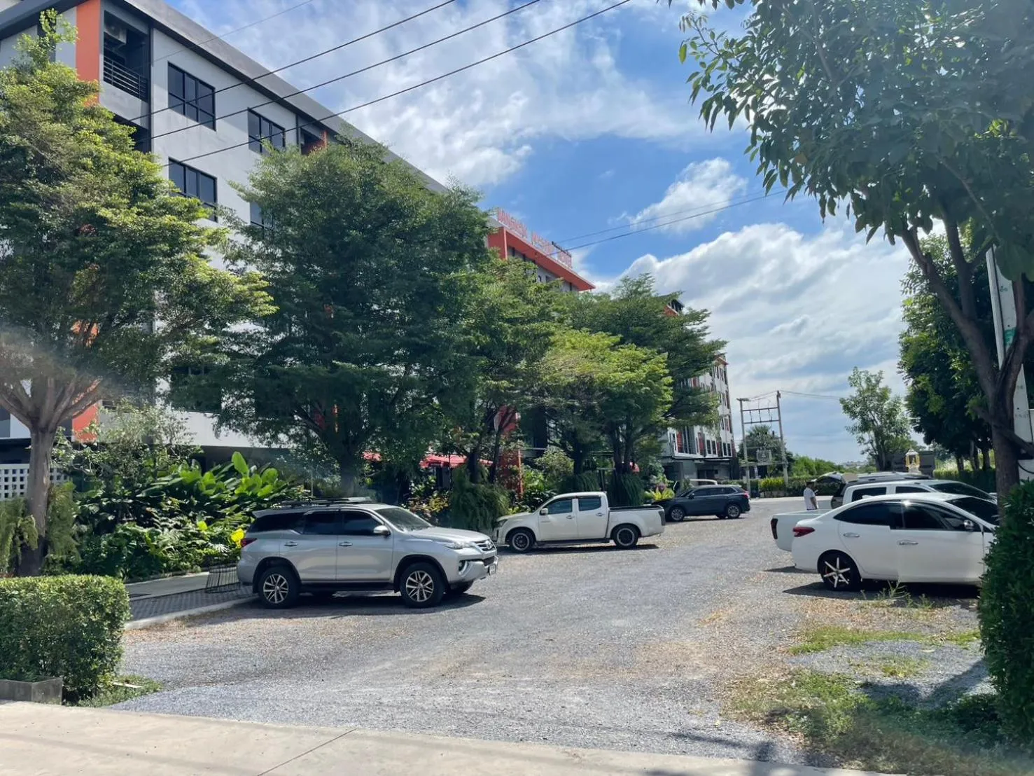 Parking in Baan Bangkok 97 Hotel