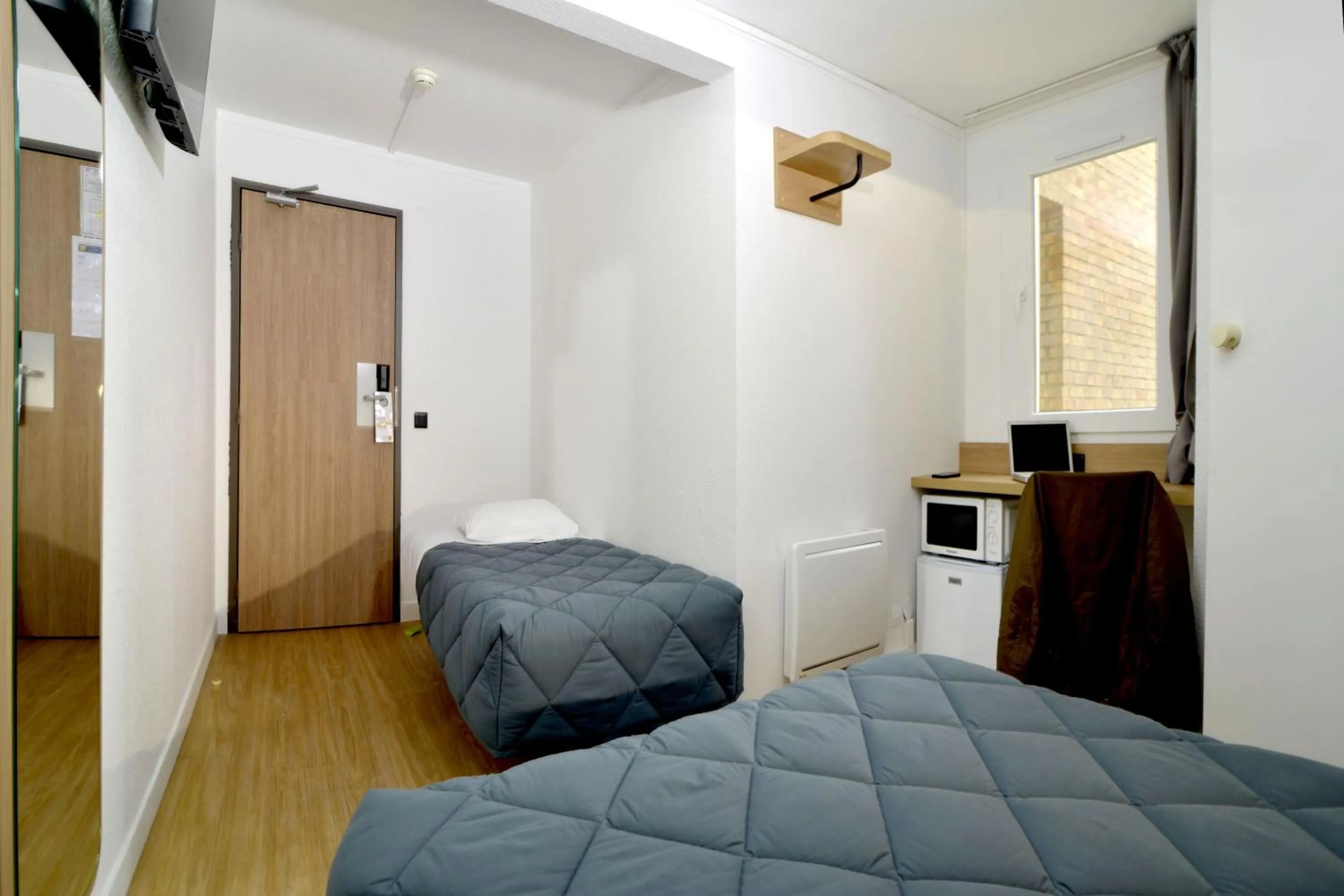 Bed in Premiere Classe Dunkerque Loon Plage