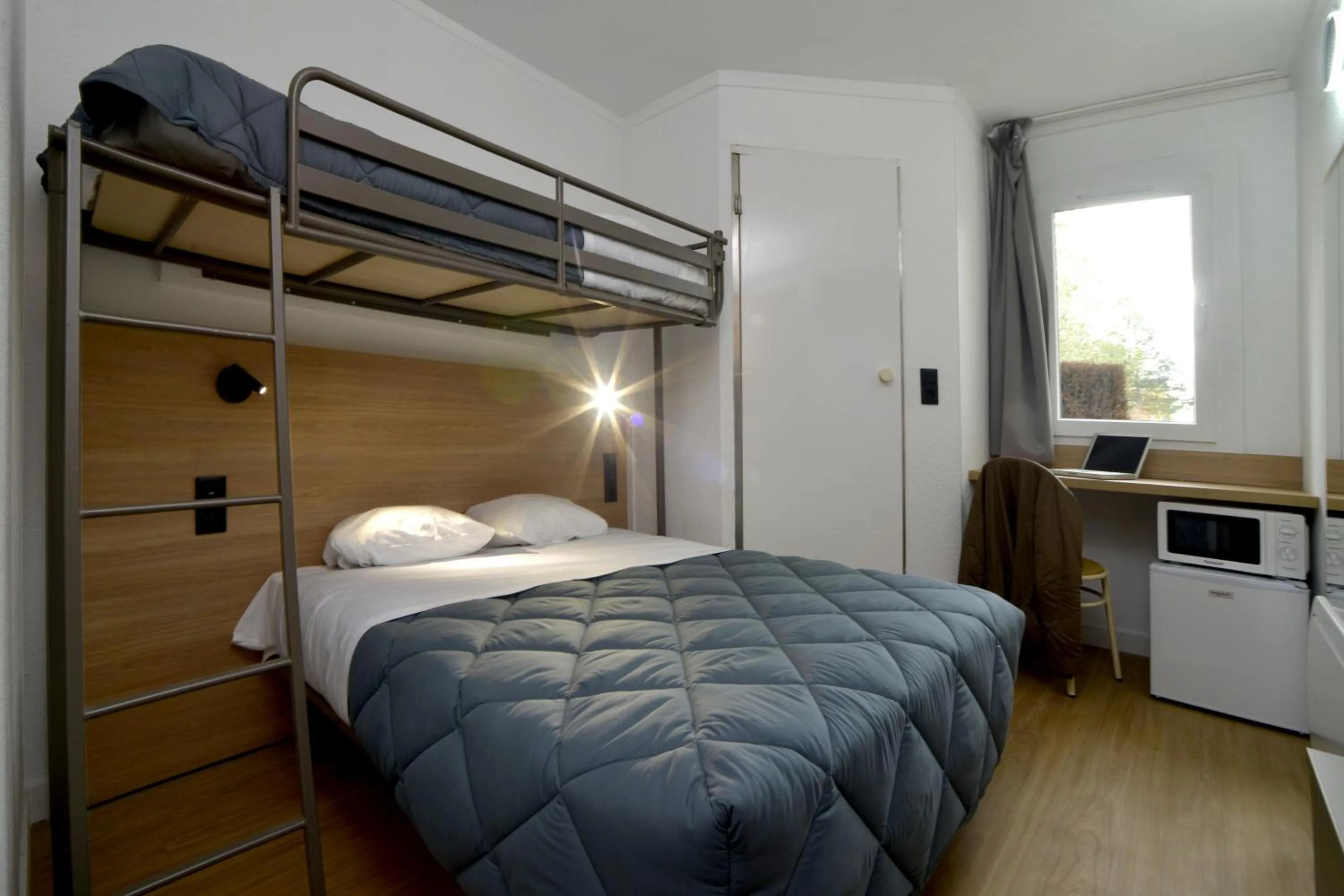 Bed in Premiere Classe Dunkerque Loon Plage