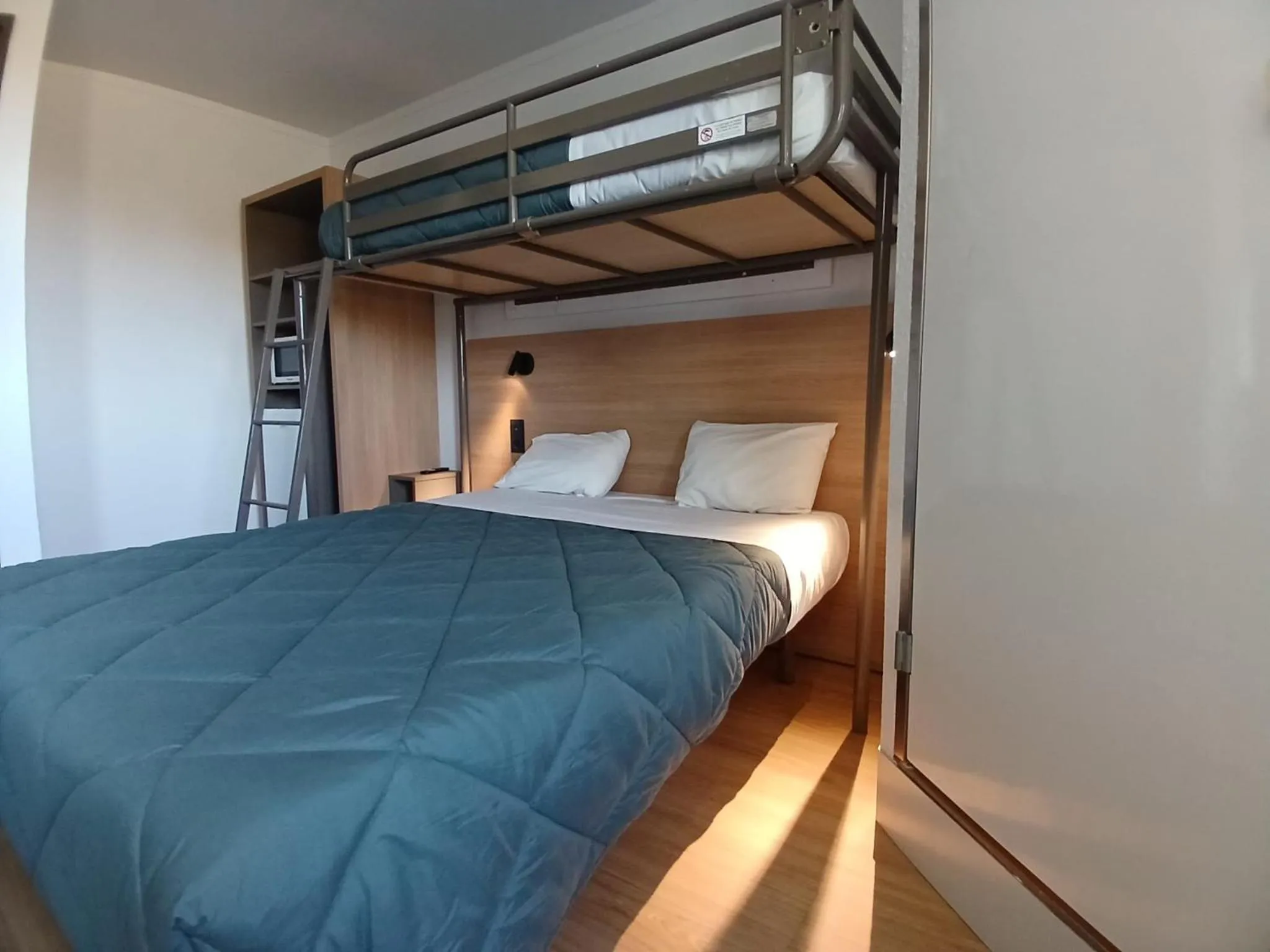 Bed in Premiere Classe Dunkerque Loon Plage