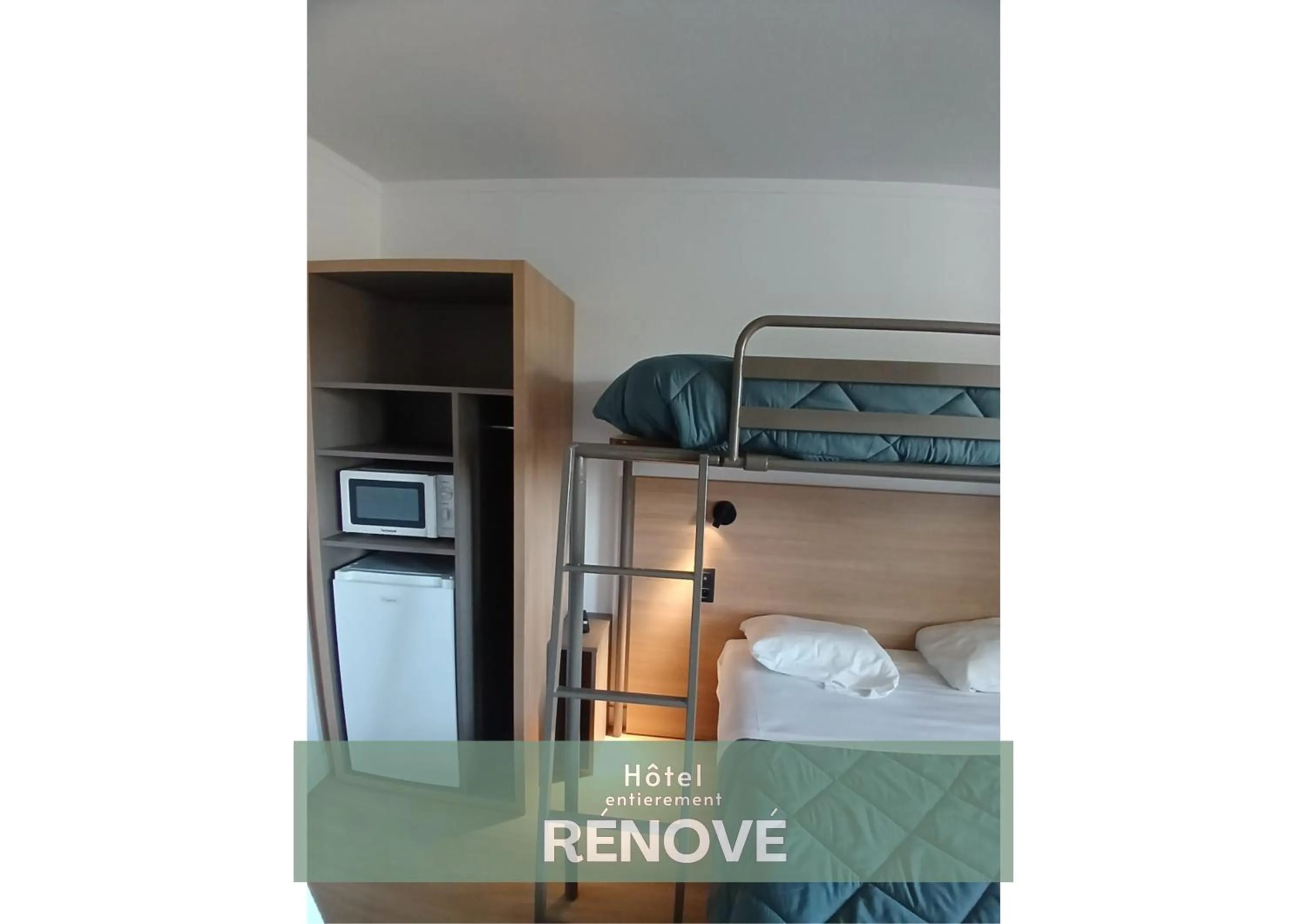 Bed in Premiere Classe Dunkerque Loon Plage