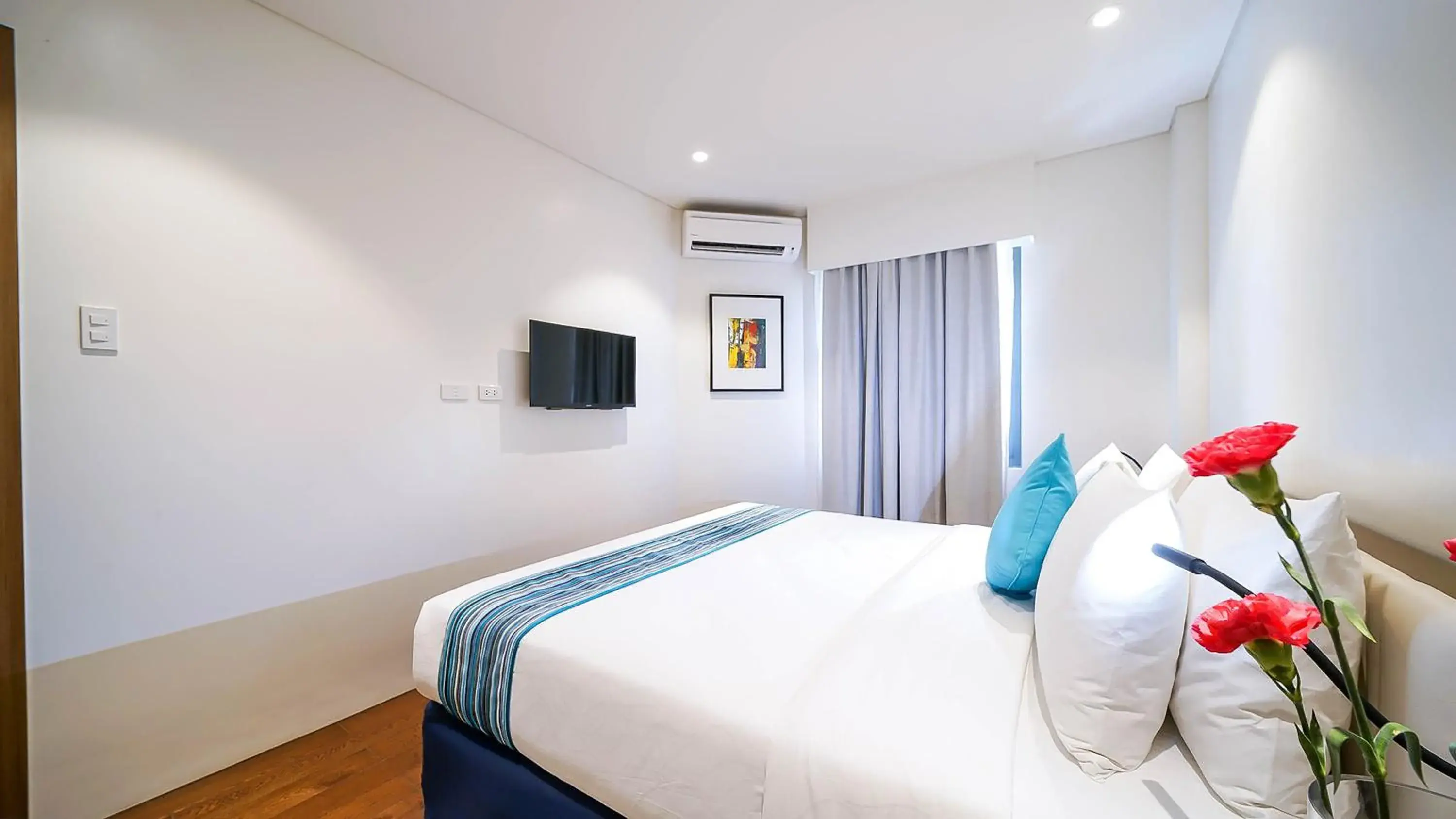 One-Bedroom Suite in Tambuli Seaside Resort and Spa One-Bedroom Suite in Tambuli Seaside Resort and Spa