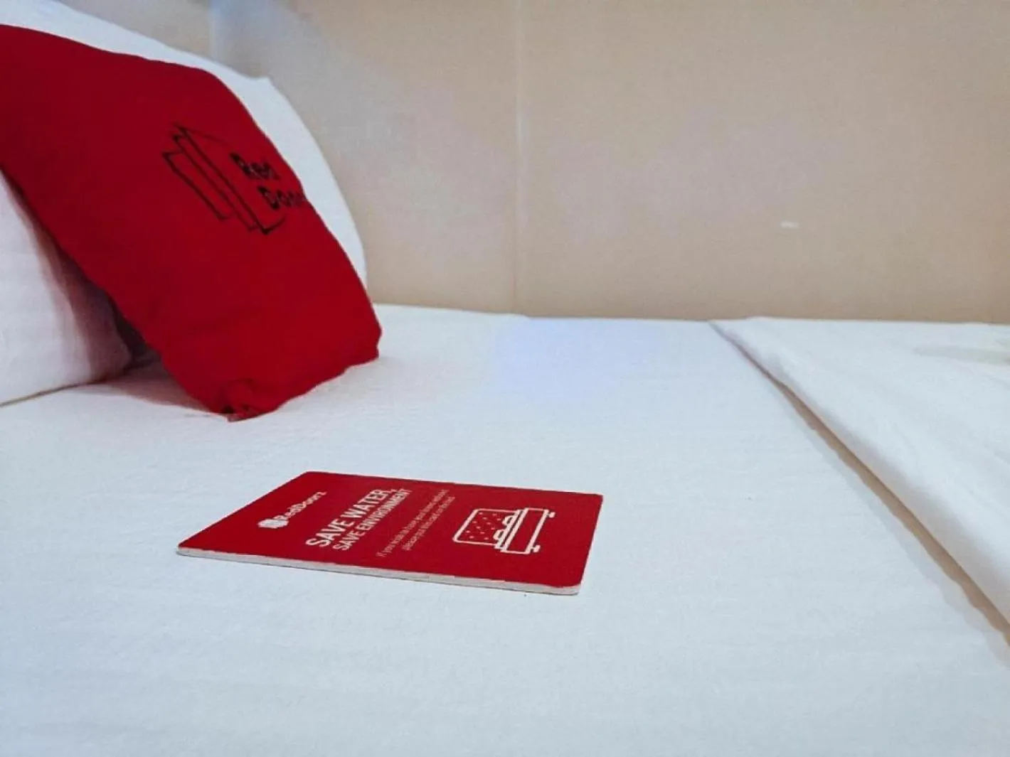 Bed in RedDoorz near KCC Mall Gensan