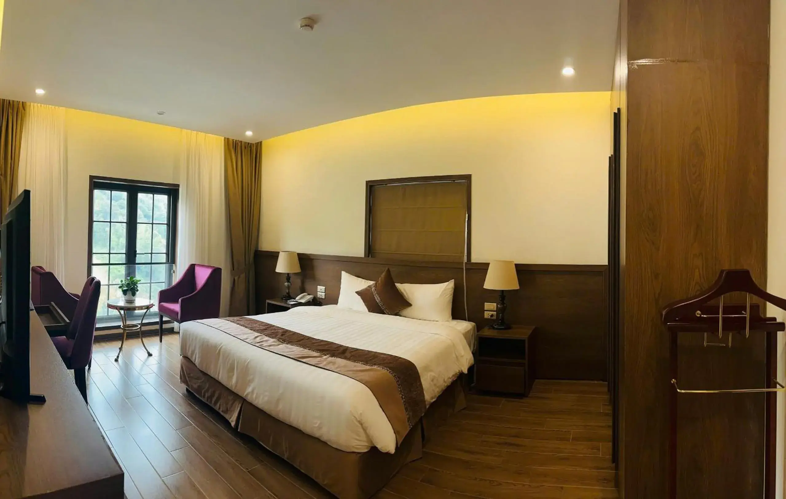 Executive Suite in Heaven Gate O Quy Ho Hotel Sapa Executive Suite in Heaven Gate O Quy Ho Hotel Sapa