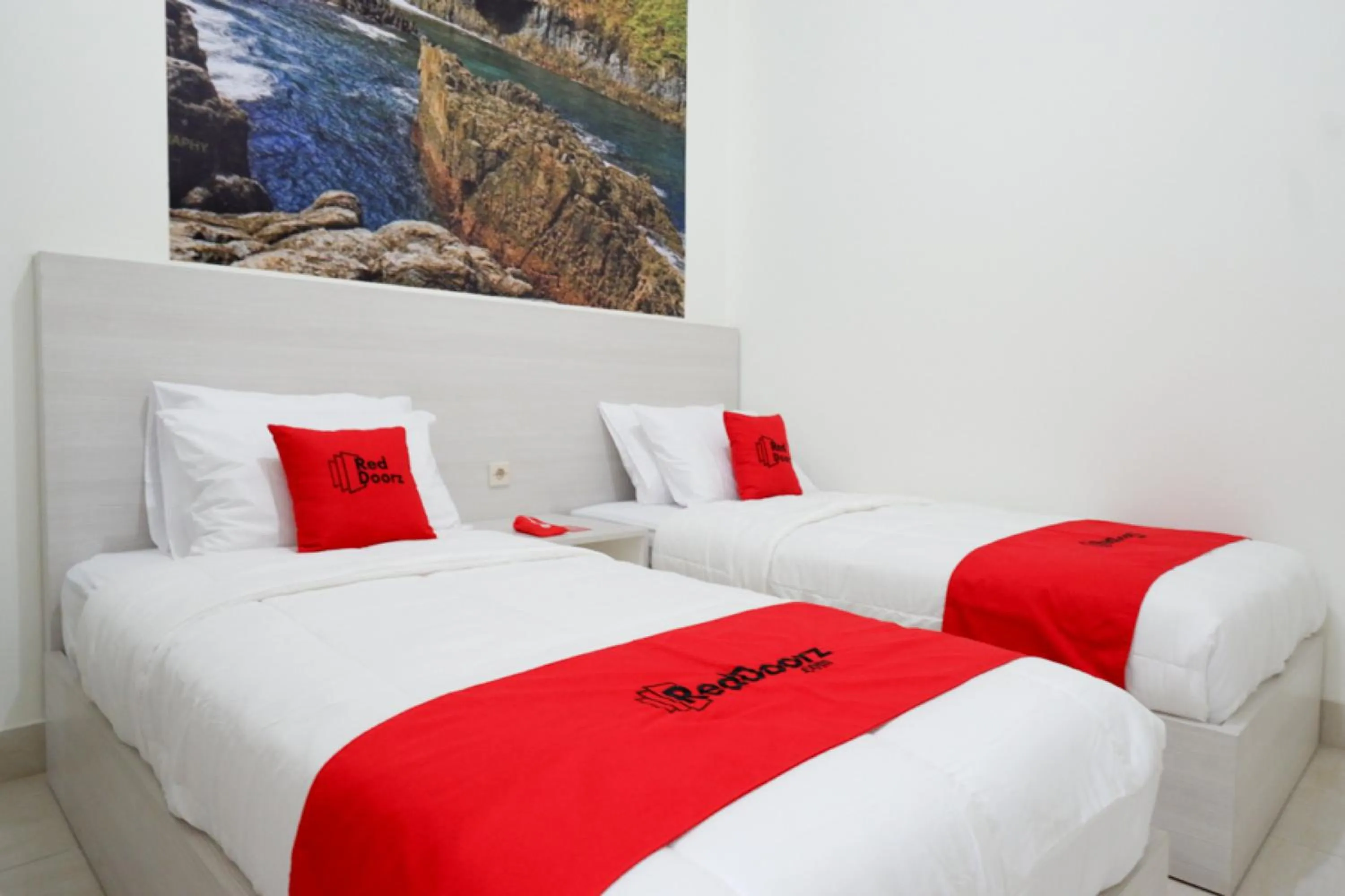 Bedroom, Bed in RedDoorz near Mataram University