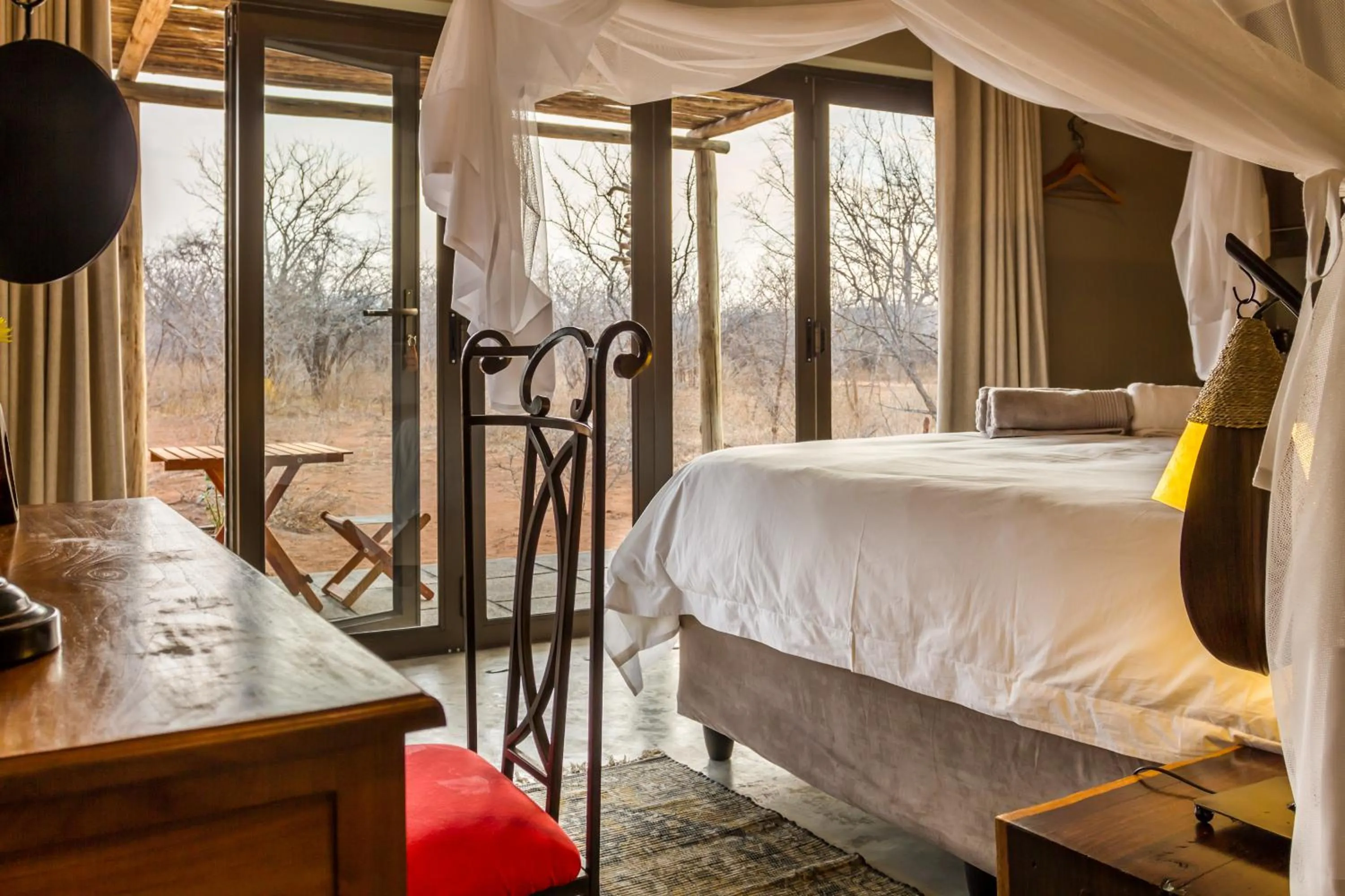 Bed in Ukuthula Bush Lodge
