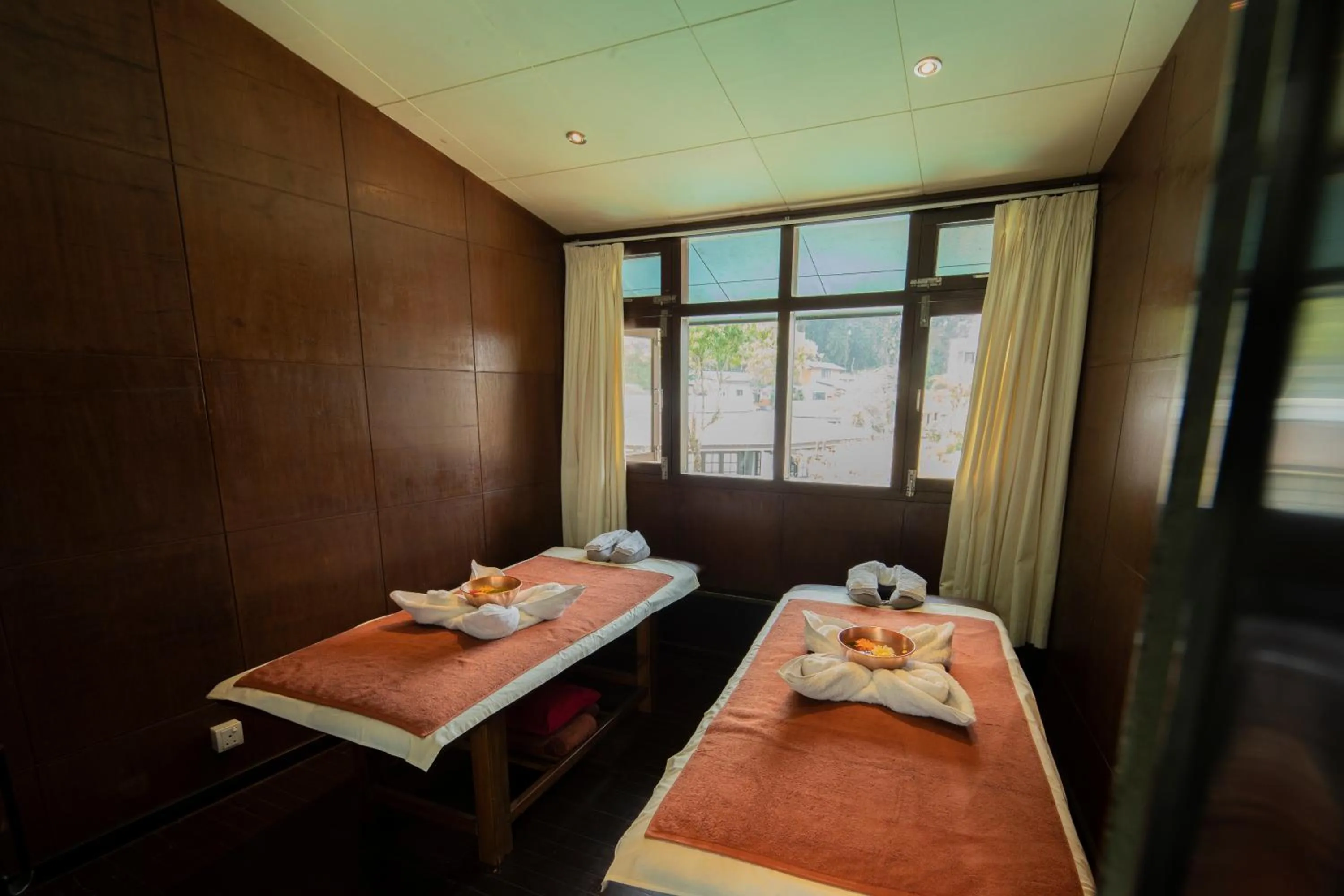 Spa and wellness centre/facilities, Bed in Fish Tail Lodge
