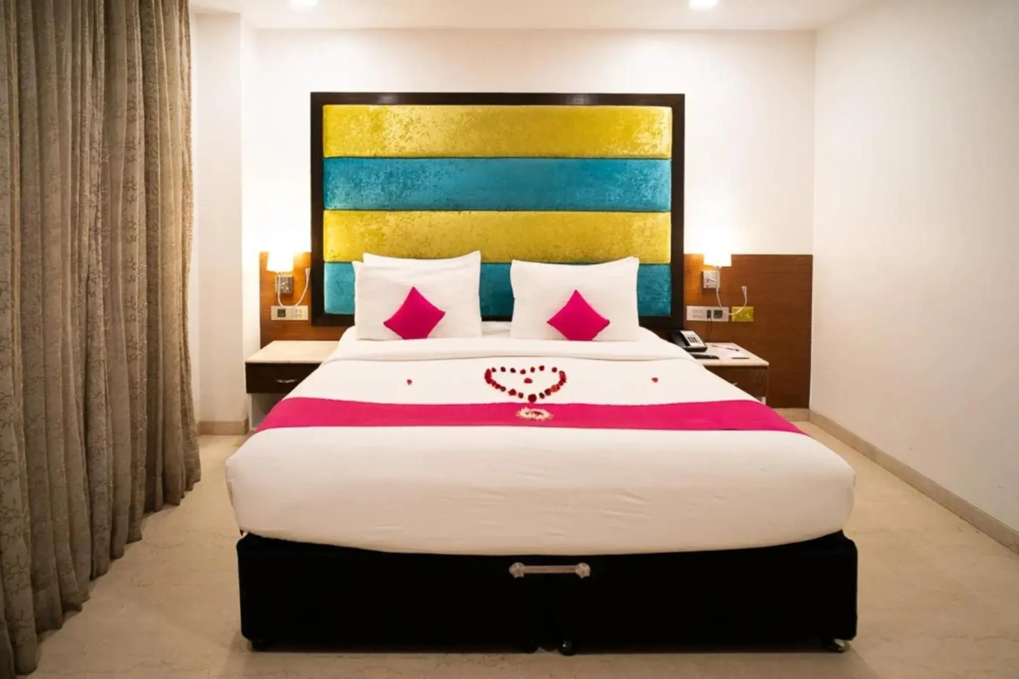 Executive Double or Twin Room - single occupancy in La Woods Hotel Executive Double or Twin Room - single occupancy in La Woods Hotel