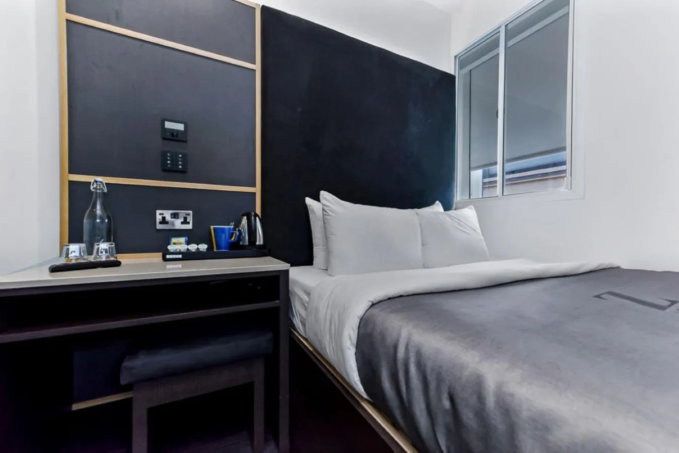 Bedroom, Bed in The Z Hotel Trafalgar