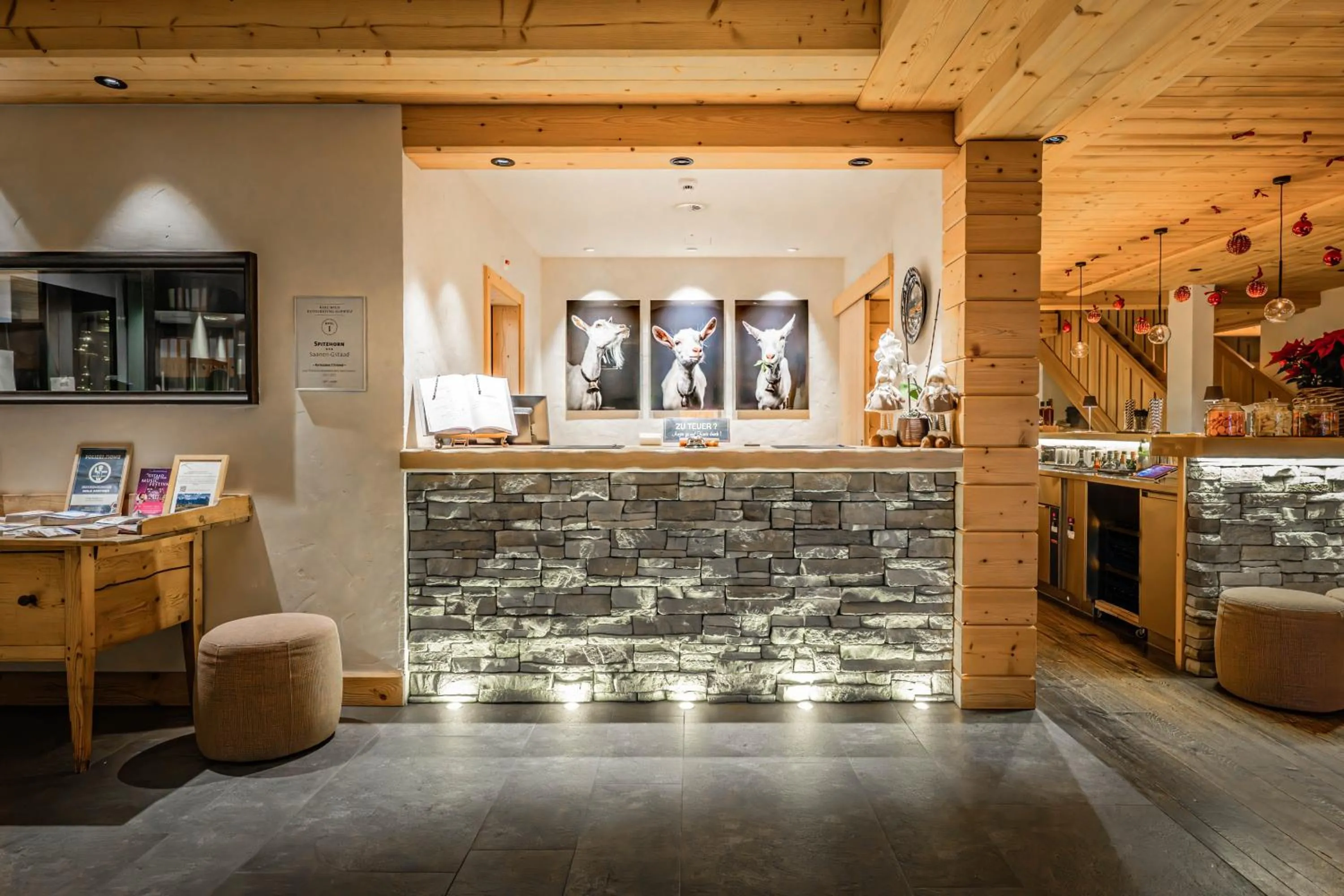 Facade/entrance in Hotel Spitzhorn Superieur