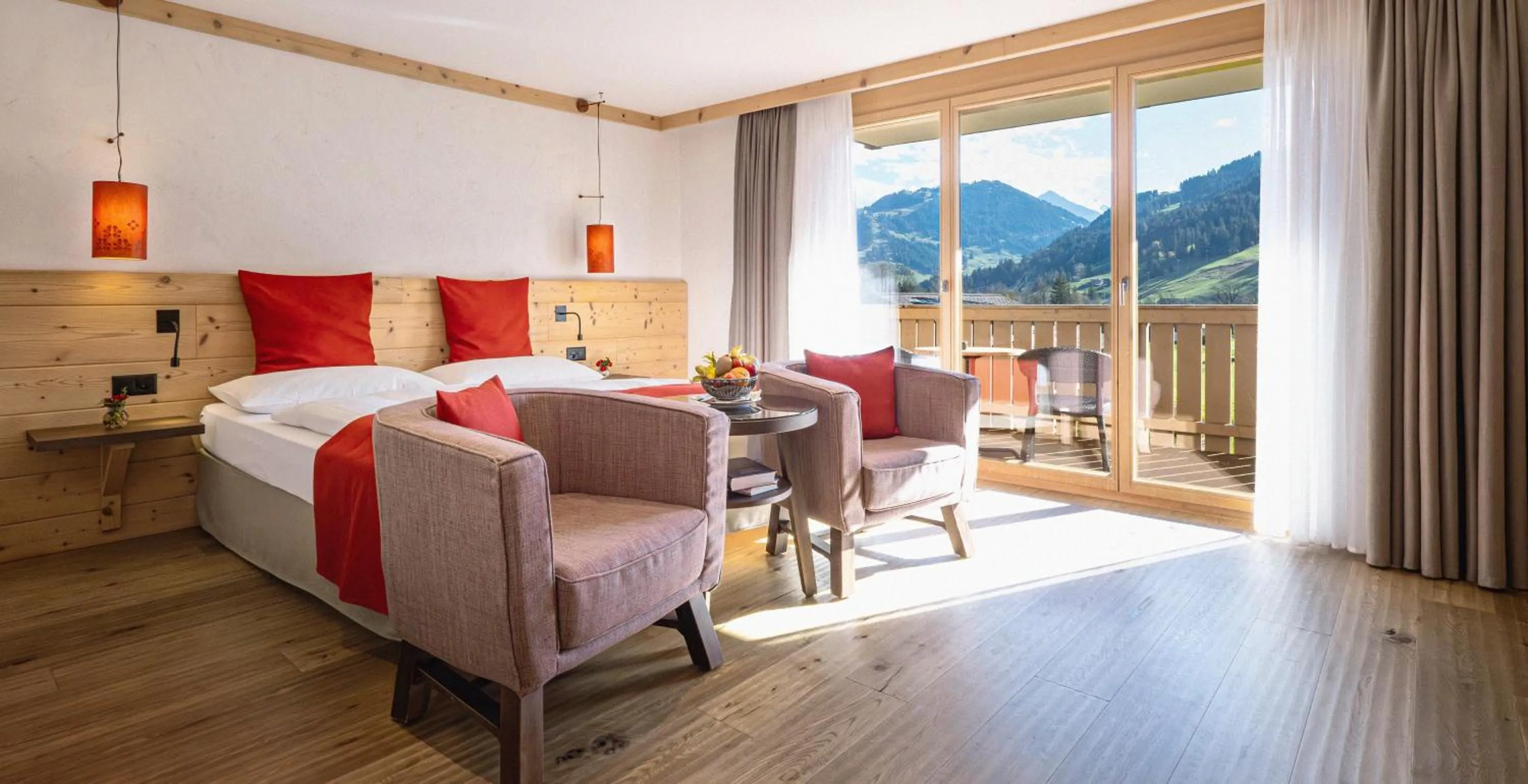 Photo of the whole room, Bed in Hotel Spitzhorn Superieur