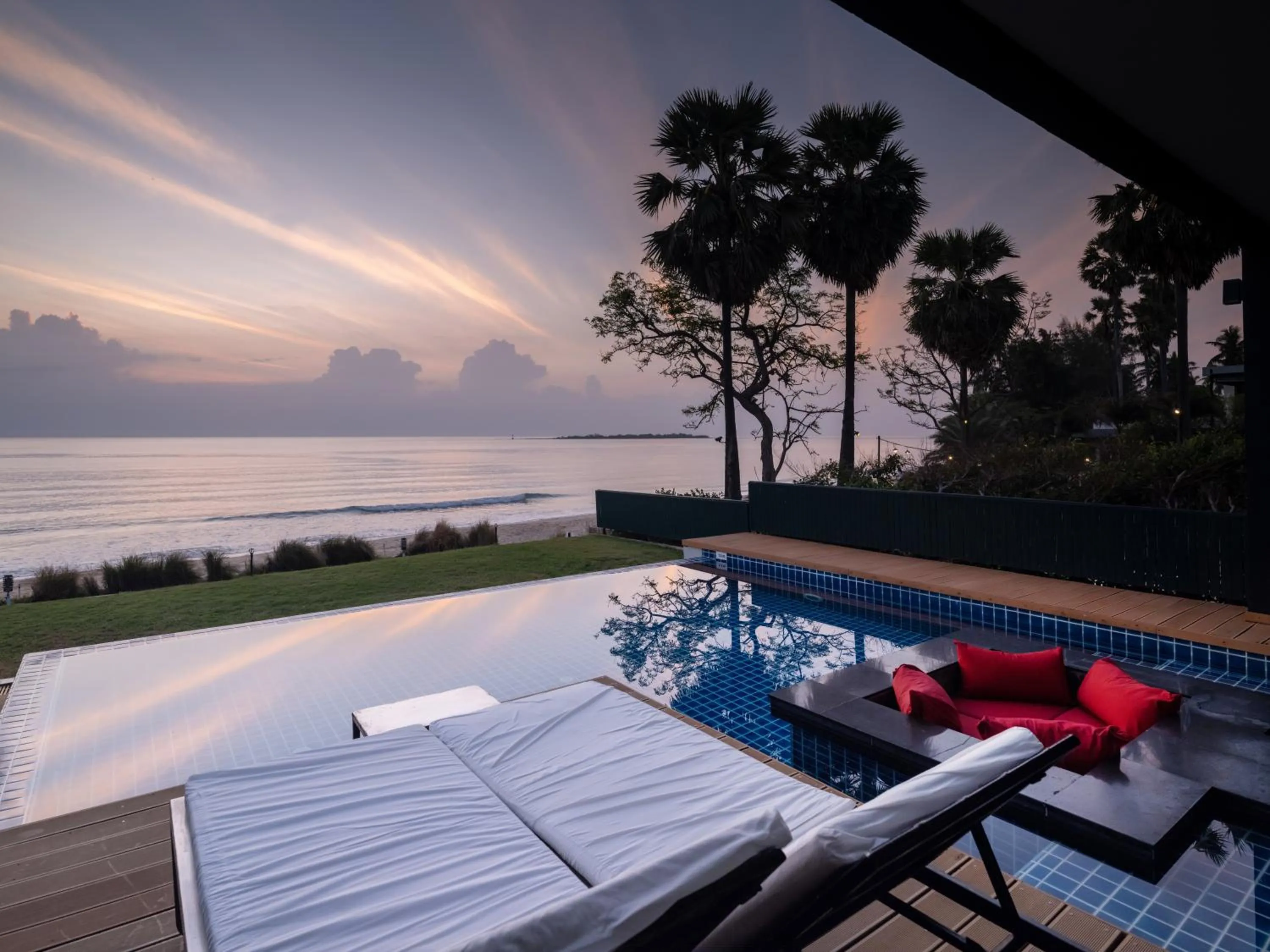 Sea view in Sunshine Paradise Resort