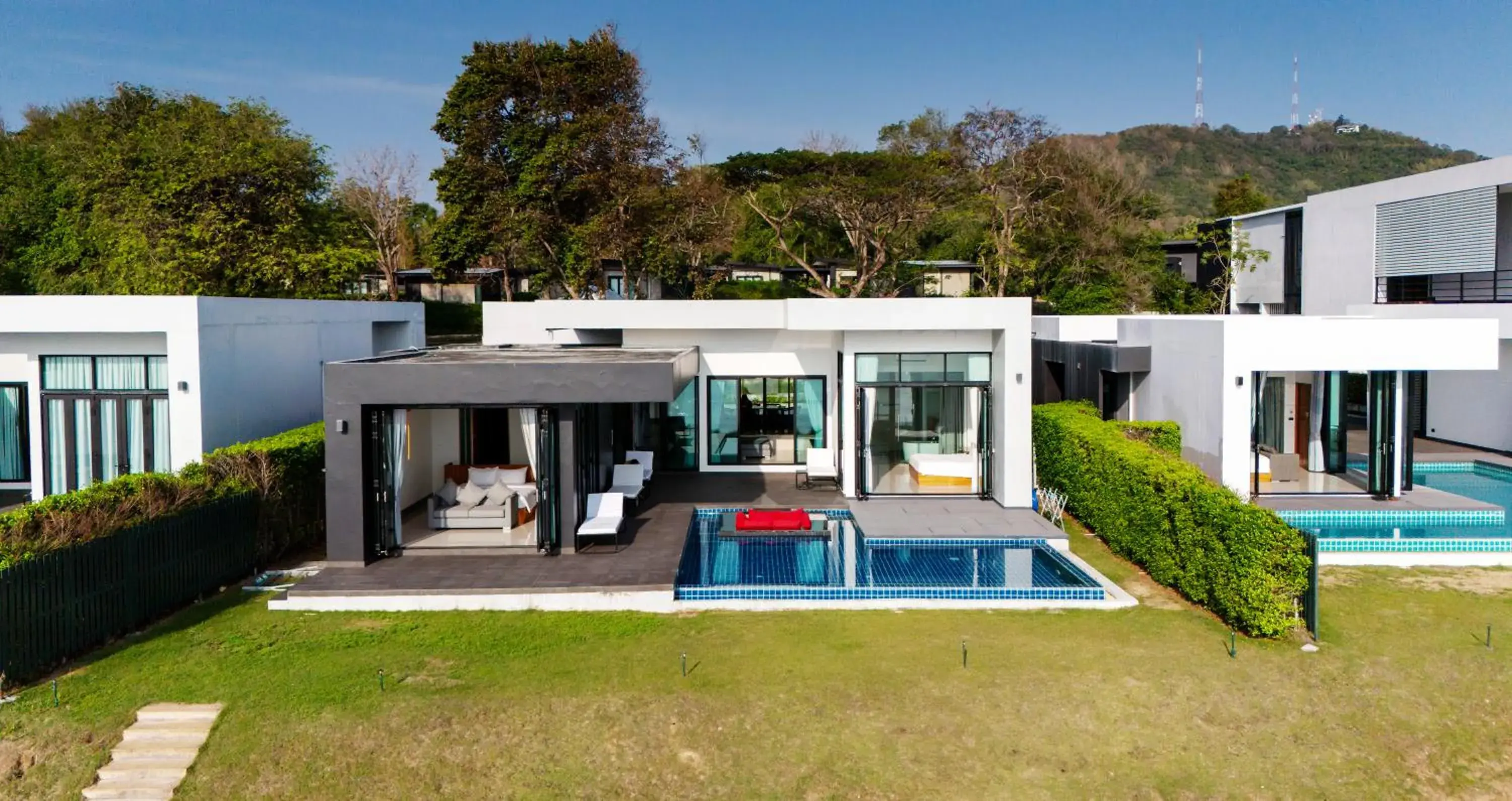 Two-Bedroom Villa with Private Pool in Sunshine Paradise Resort Two-Bedroom Villa with Private Pool in Sunshine Paradise Resort