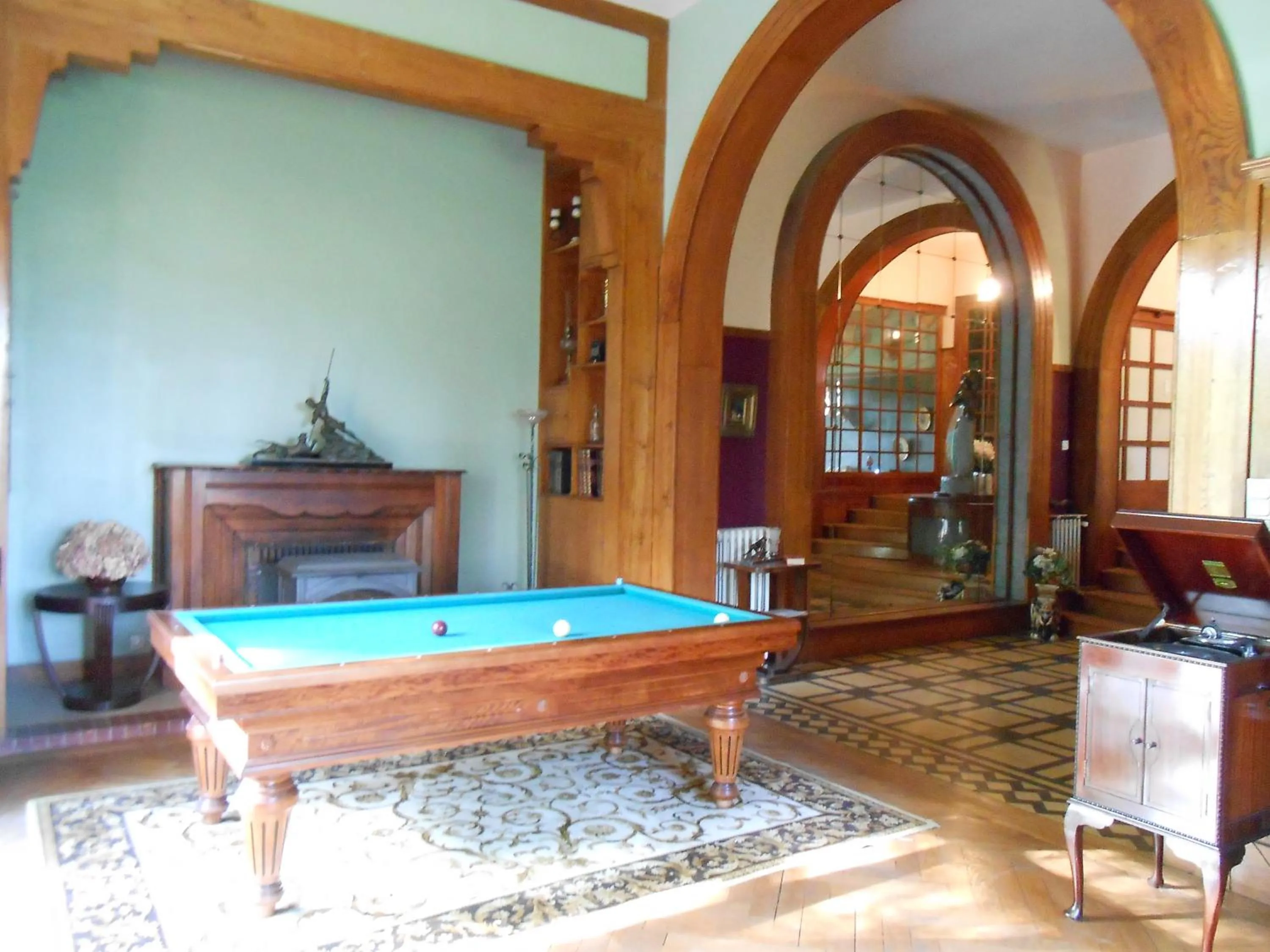 Billiard in La Passagere