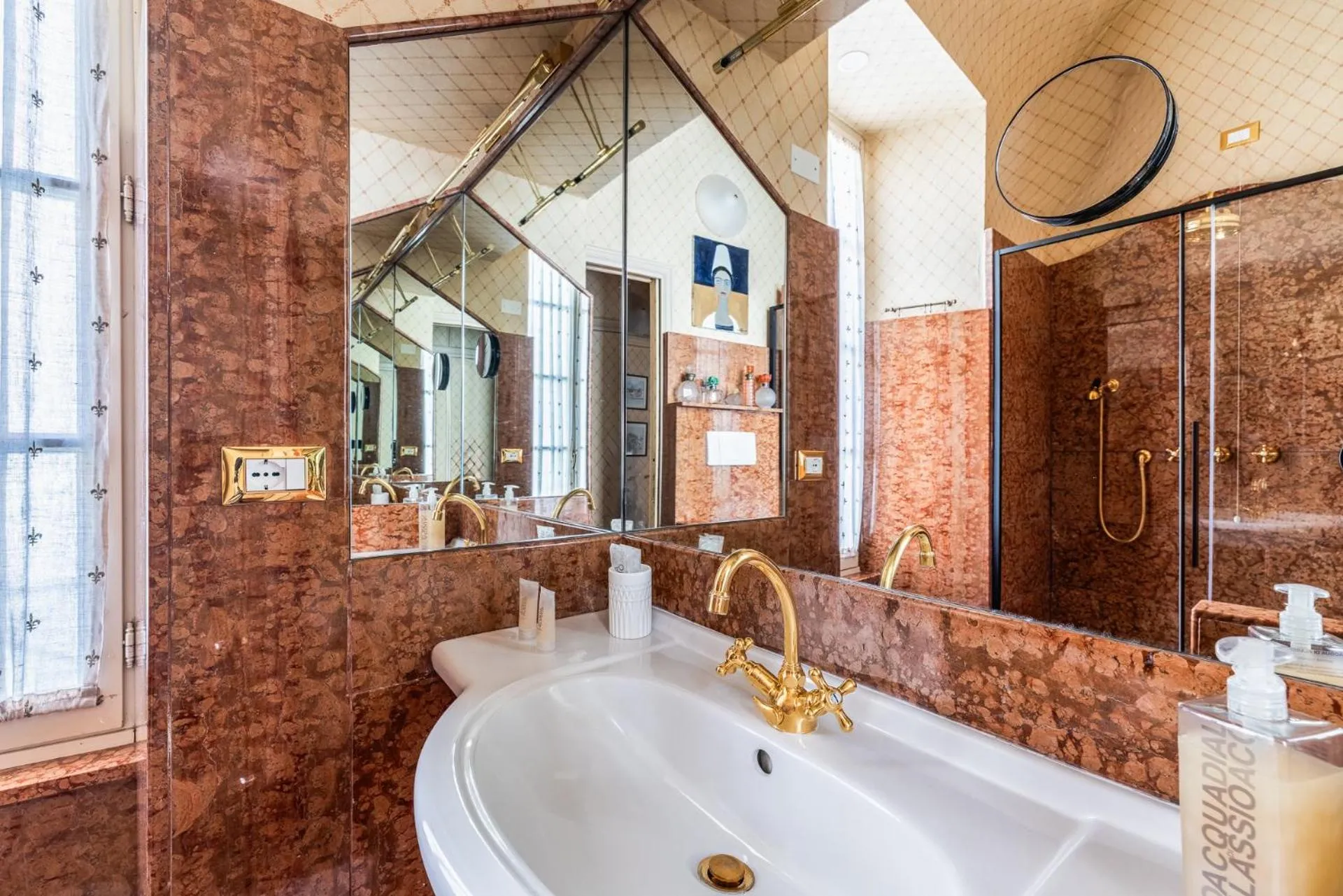 Shower in Casa d'artista - Camere in residenza di Charme