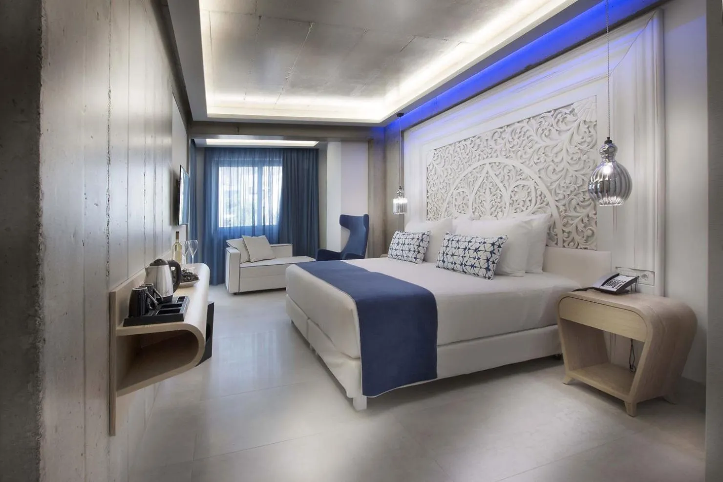 Bedroom, Bed in Glaros Royal Beach Hotel