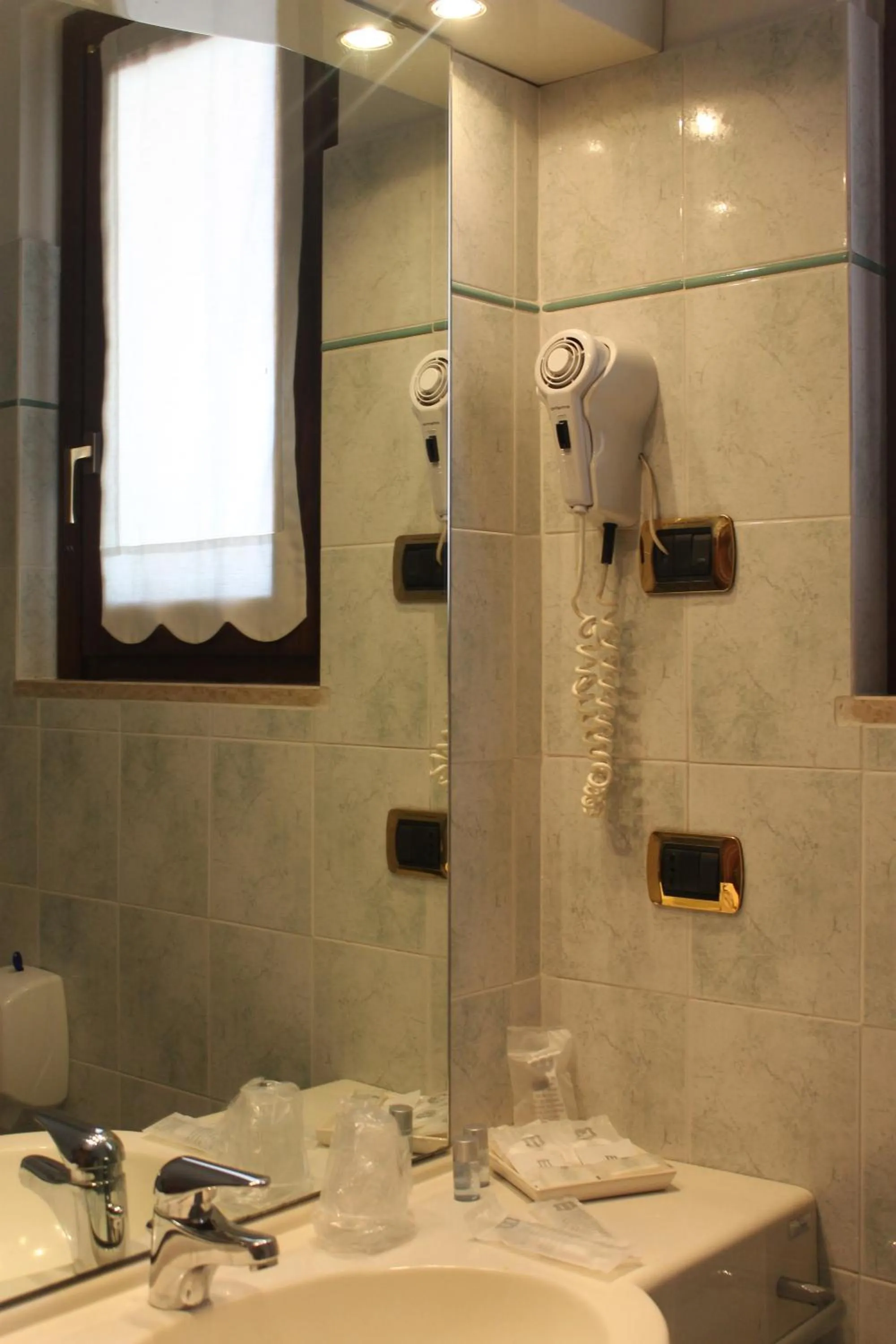 Bathroom in Hotel La Locanda Della Franciacorta