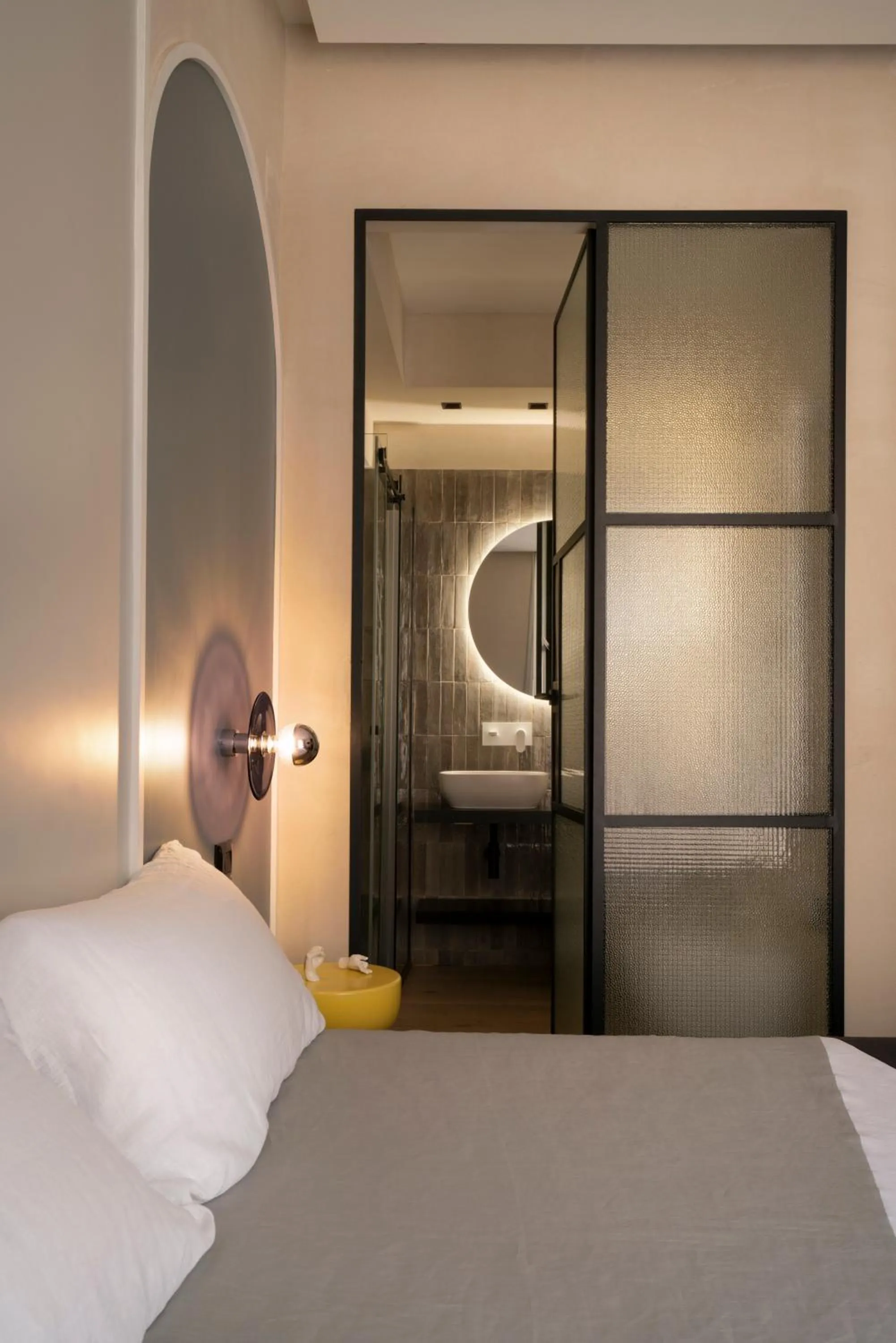 Bathroom, Bed in Casa Pacifico Napoli