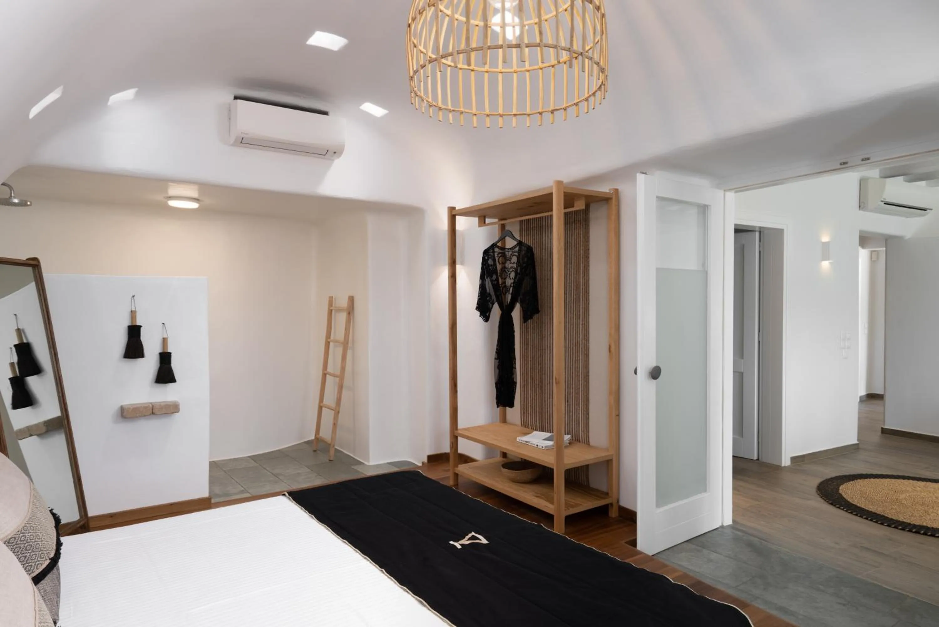 Shower in Ikies of Mykonos