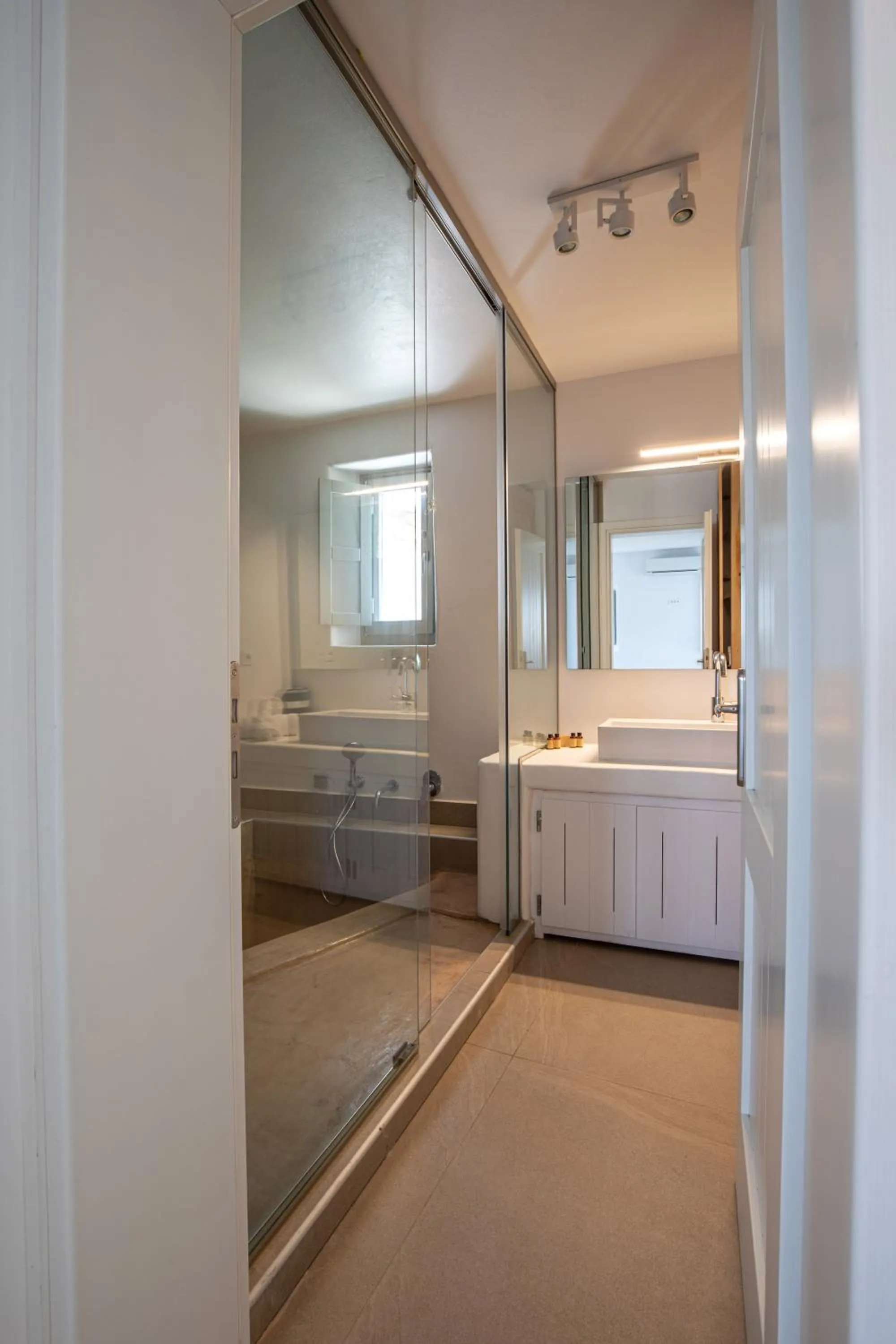 Shower in Ikies of Mykonos