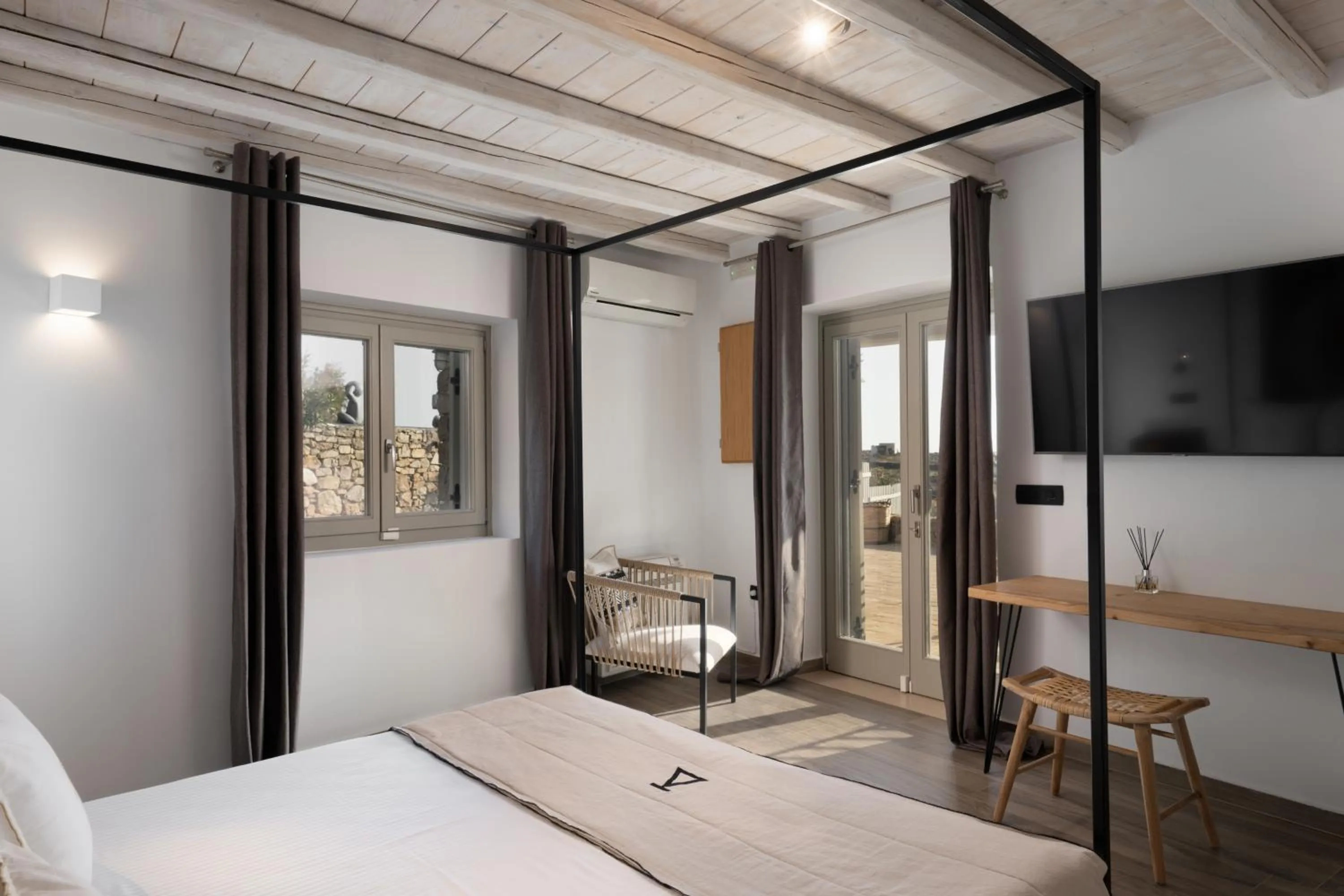 Bed in Ikies of Mykonos