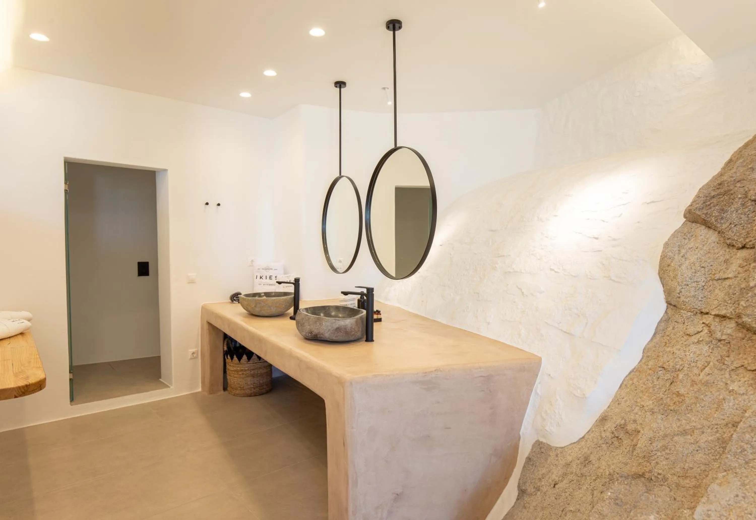 Bathroom in Ikies of Mykonos