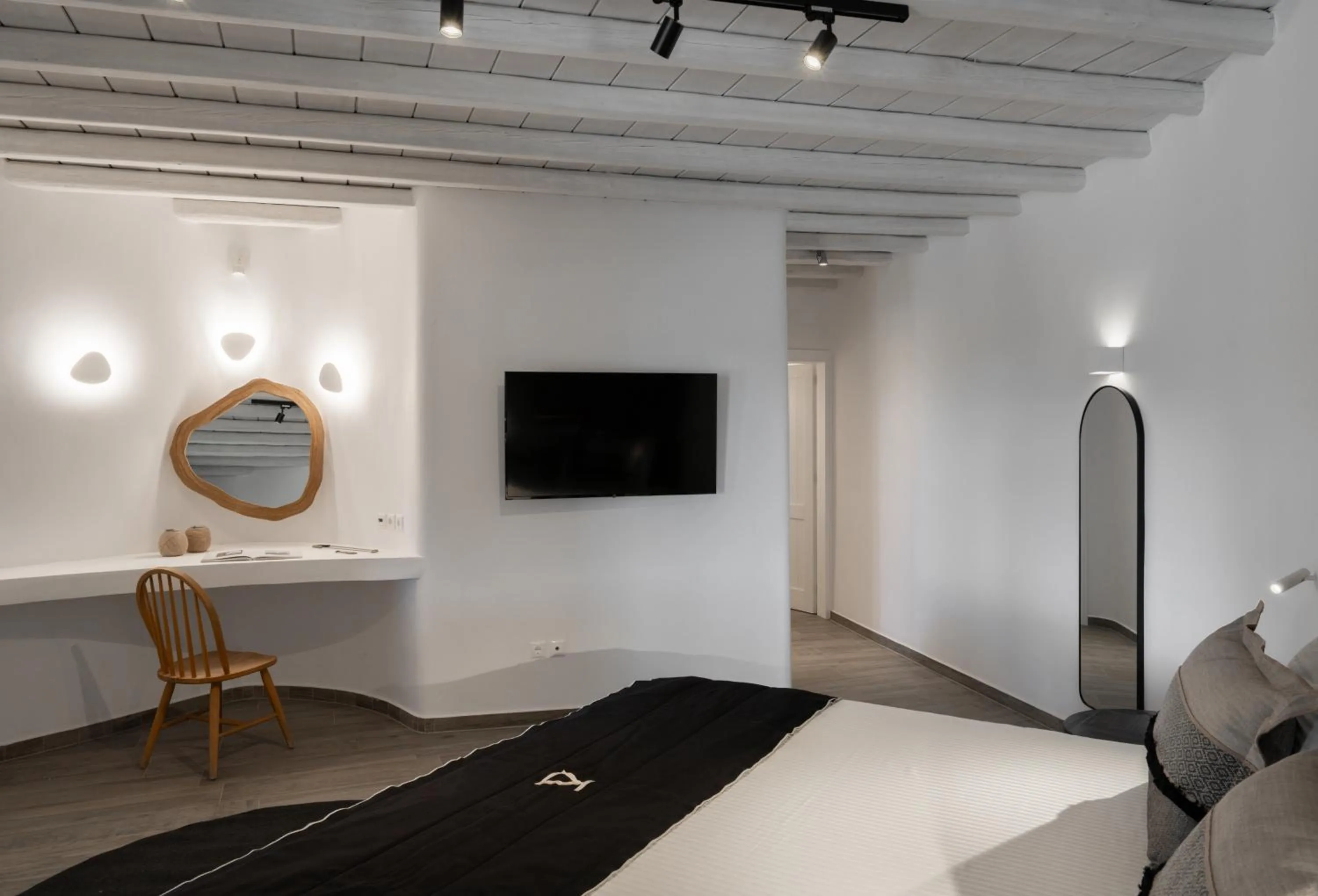 Toilet, Bed in Ikies of Mykonos