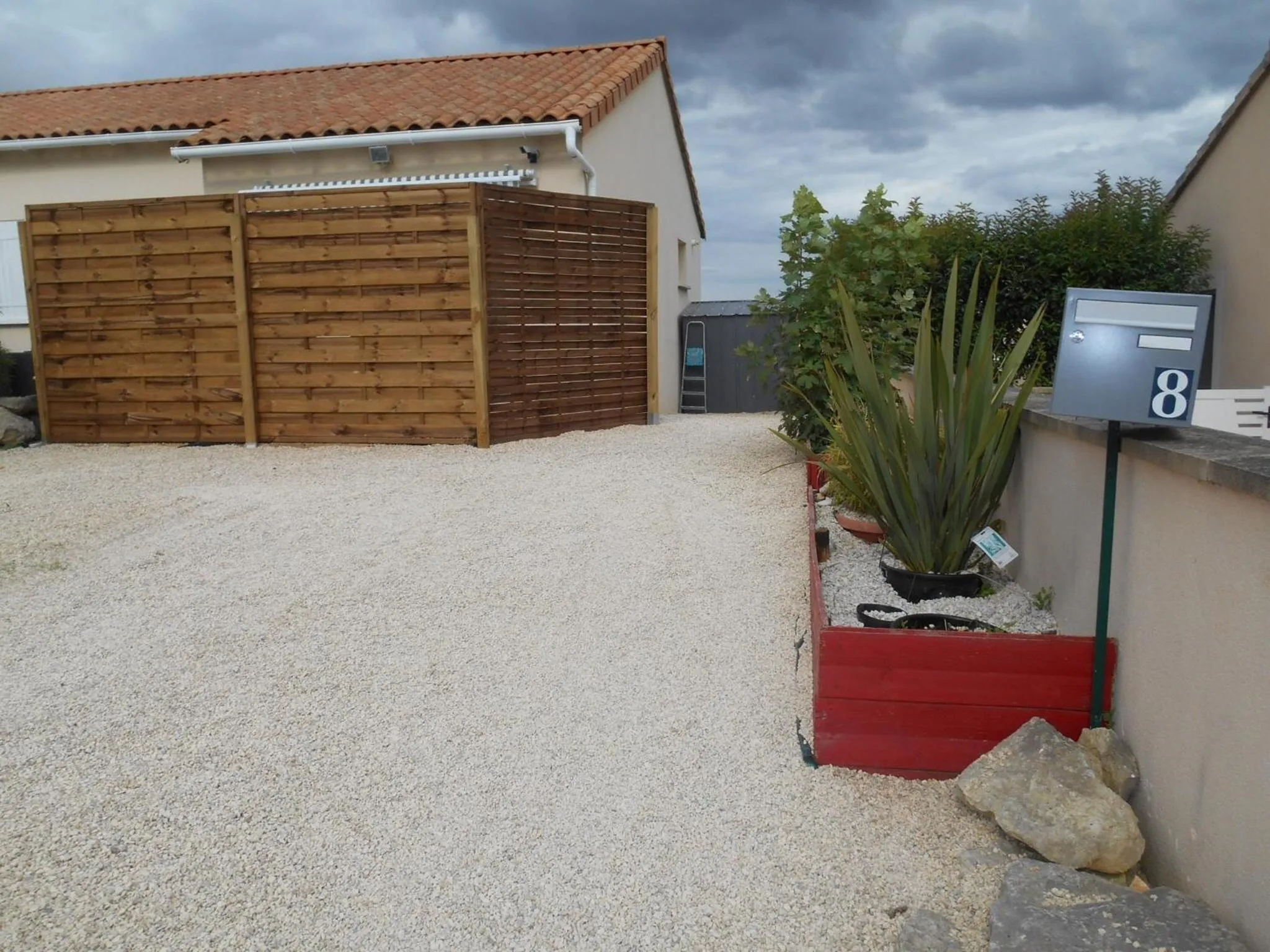 Facade/entrance in CosyStudio Site du Futuroscope