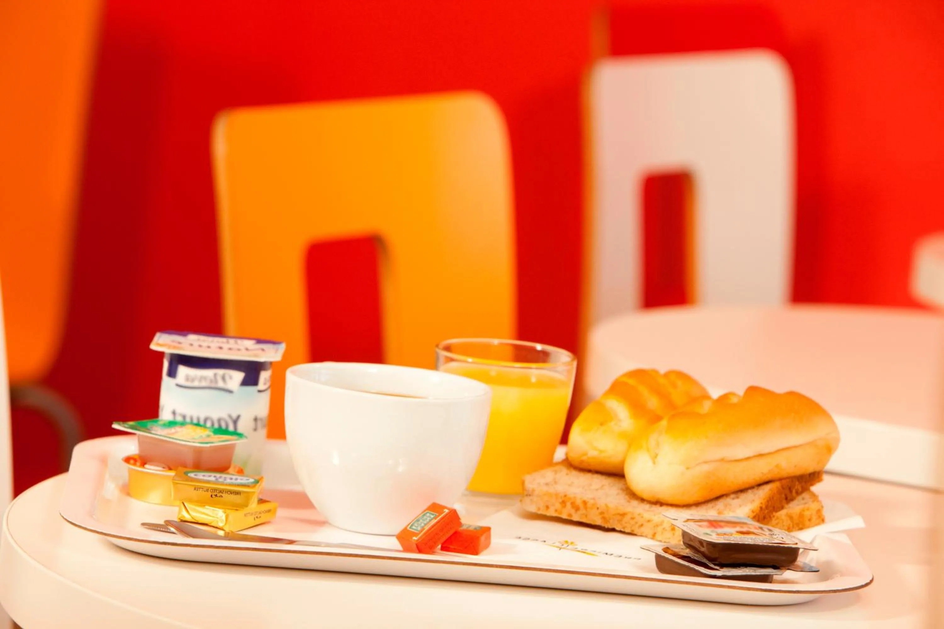 Food in Premiere Classe Reims Sud - Bezannes