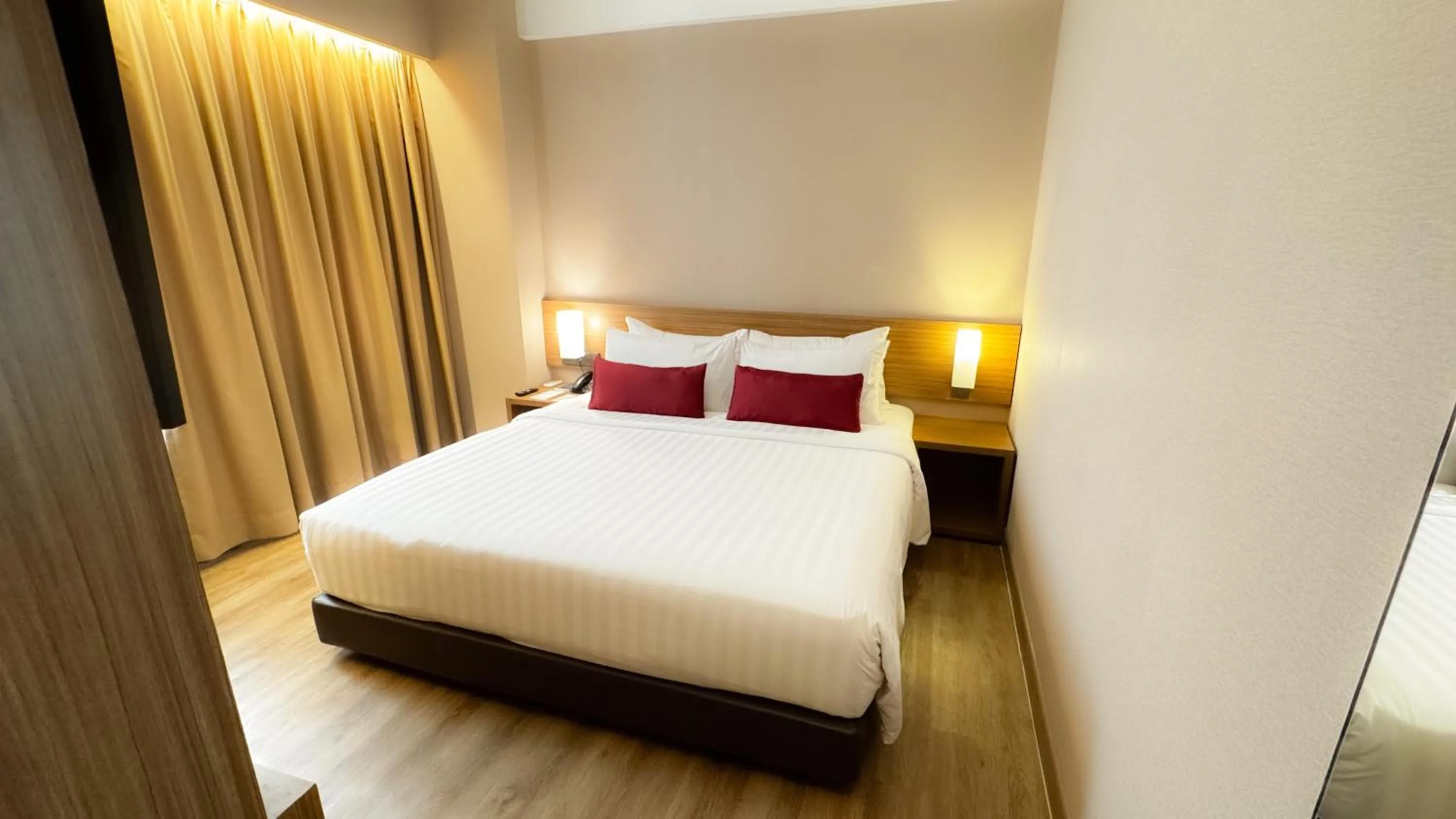 Bed in The ZHM Premiere Padang