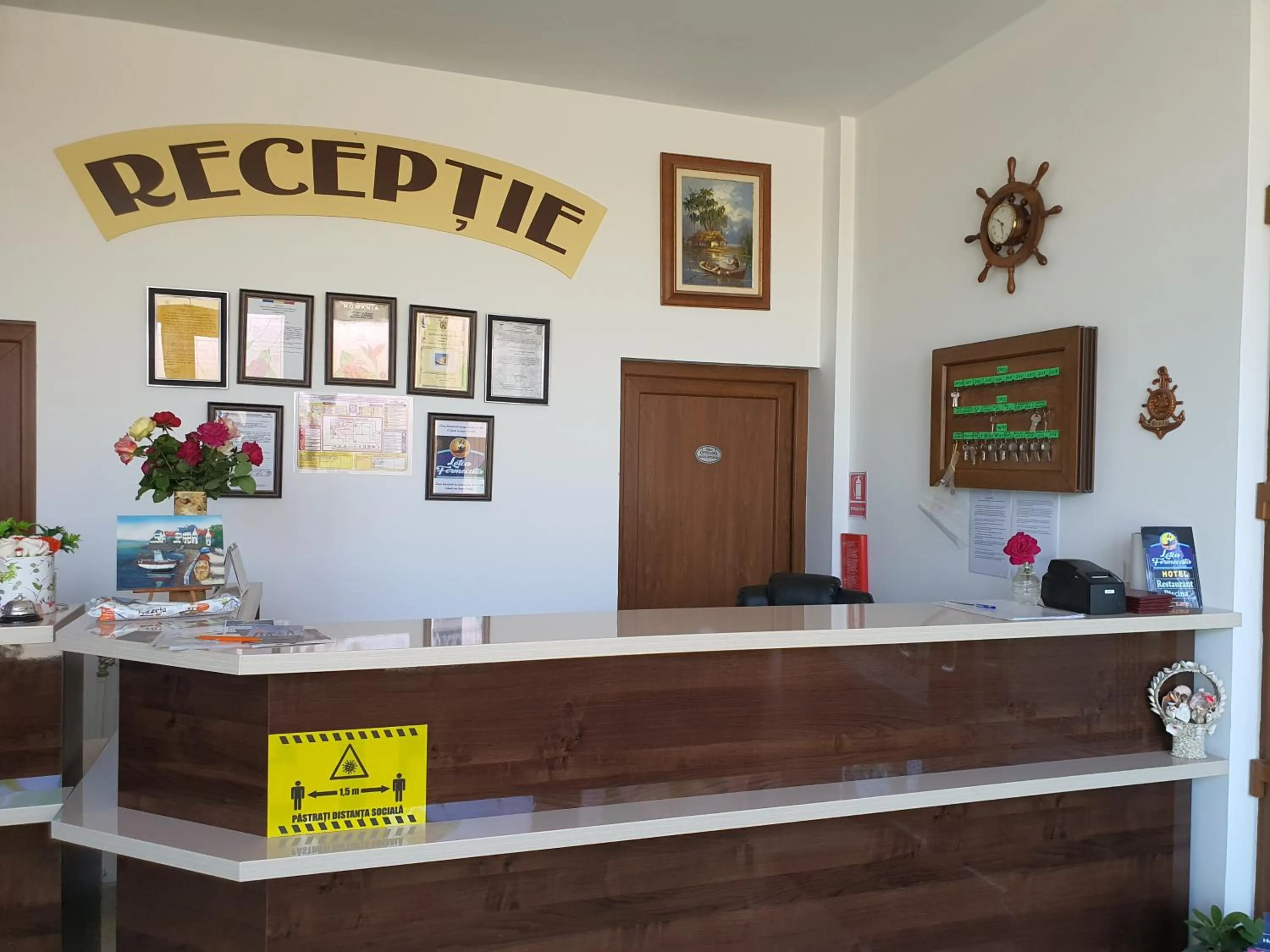 Property building in Lotca Fermecată - Lotka Fermecată