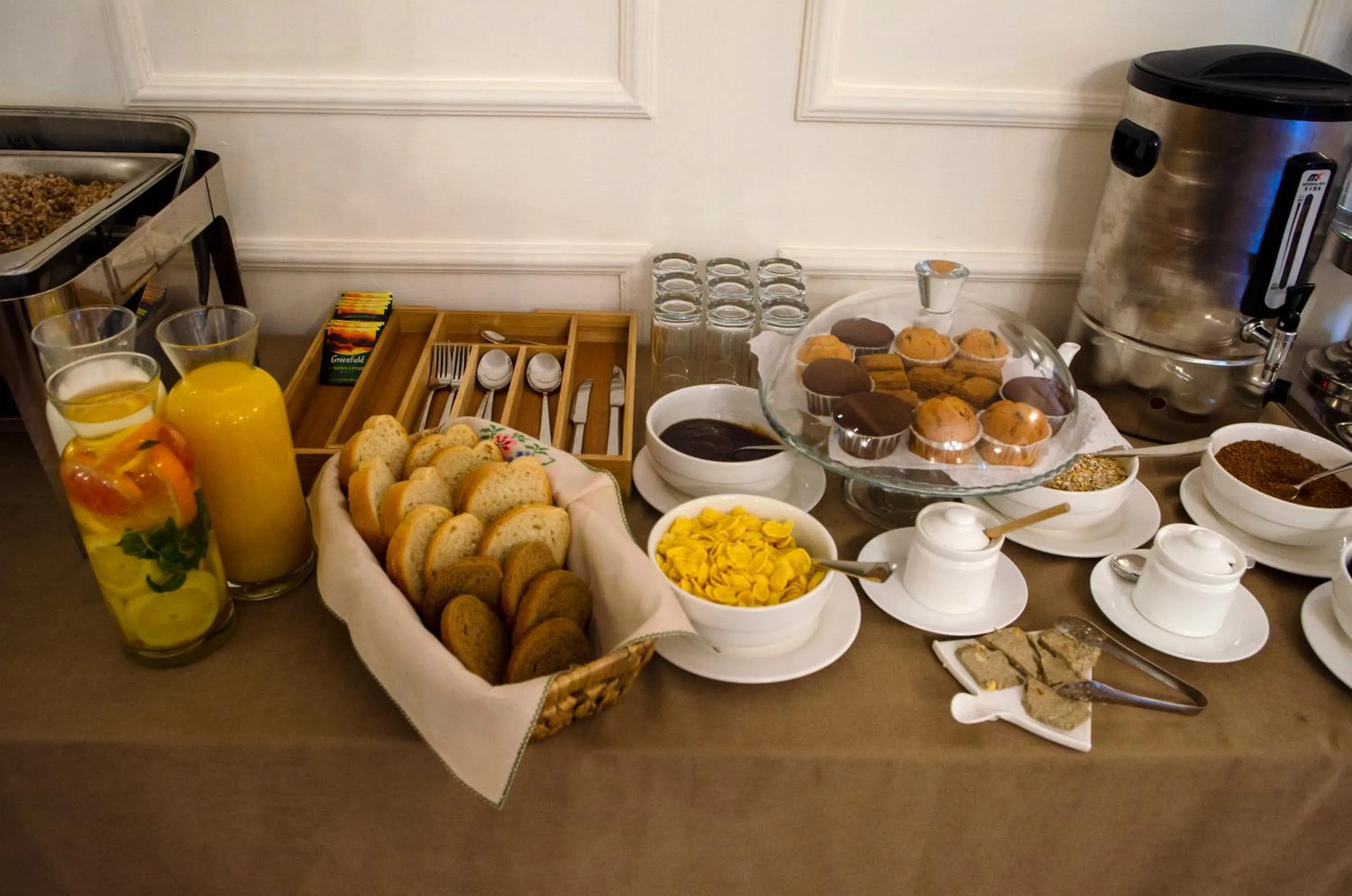 Continental breakfast in The Residence Hotel & Cottages