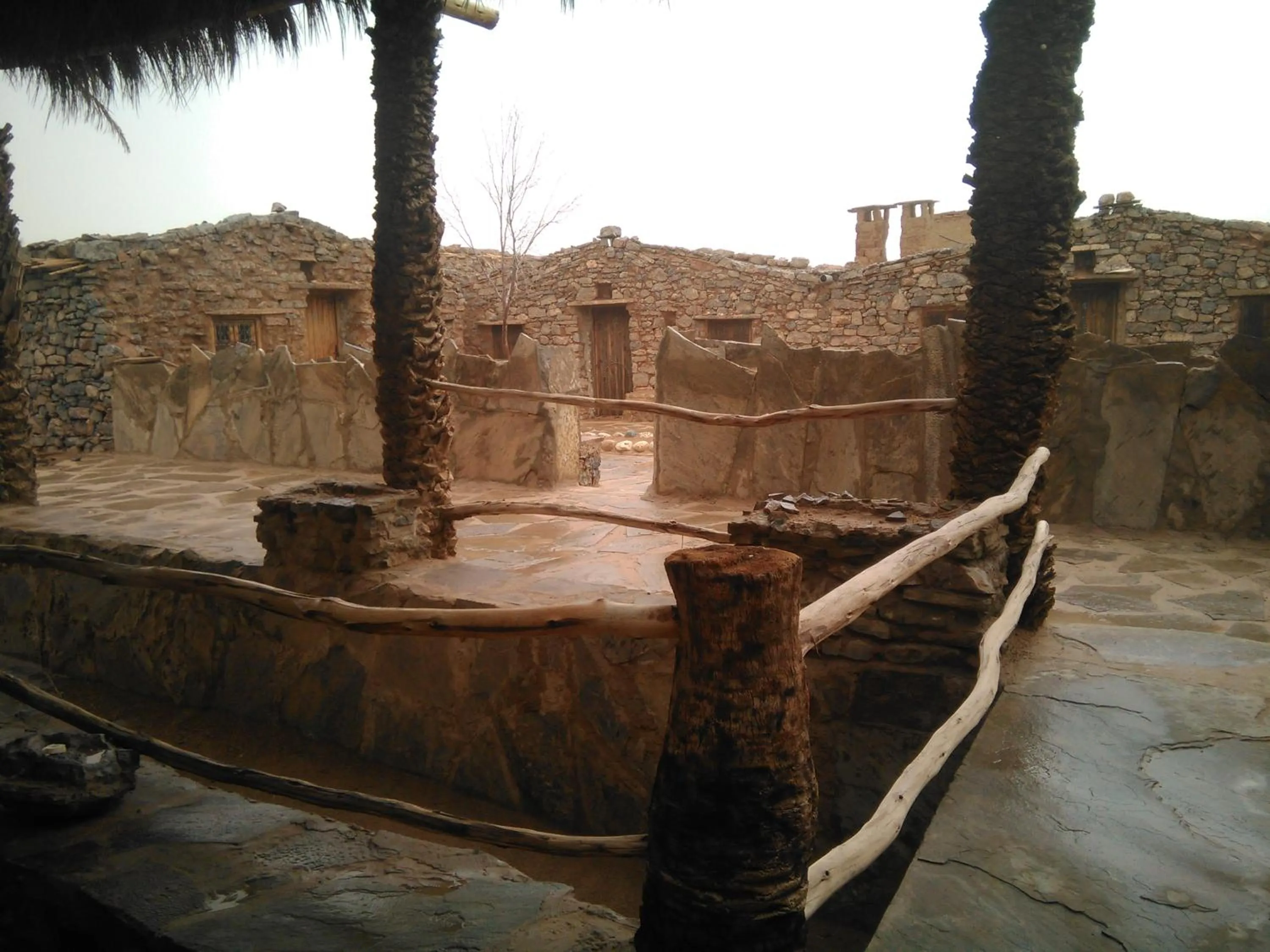 Property building in Maison Boutchrafine