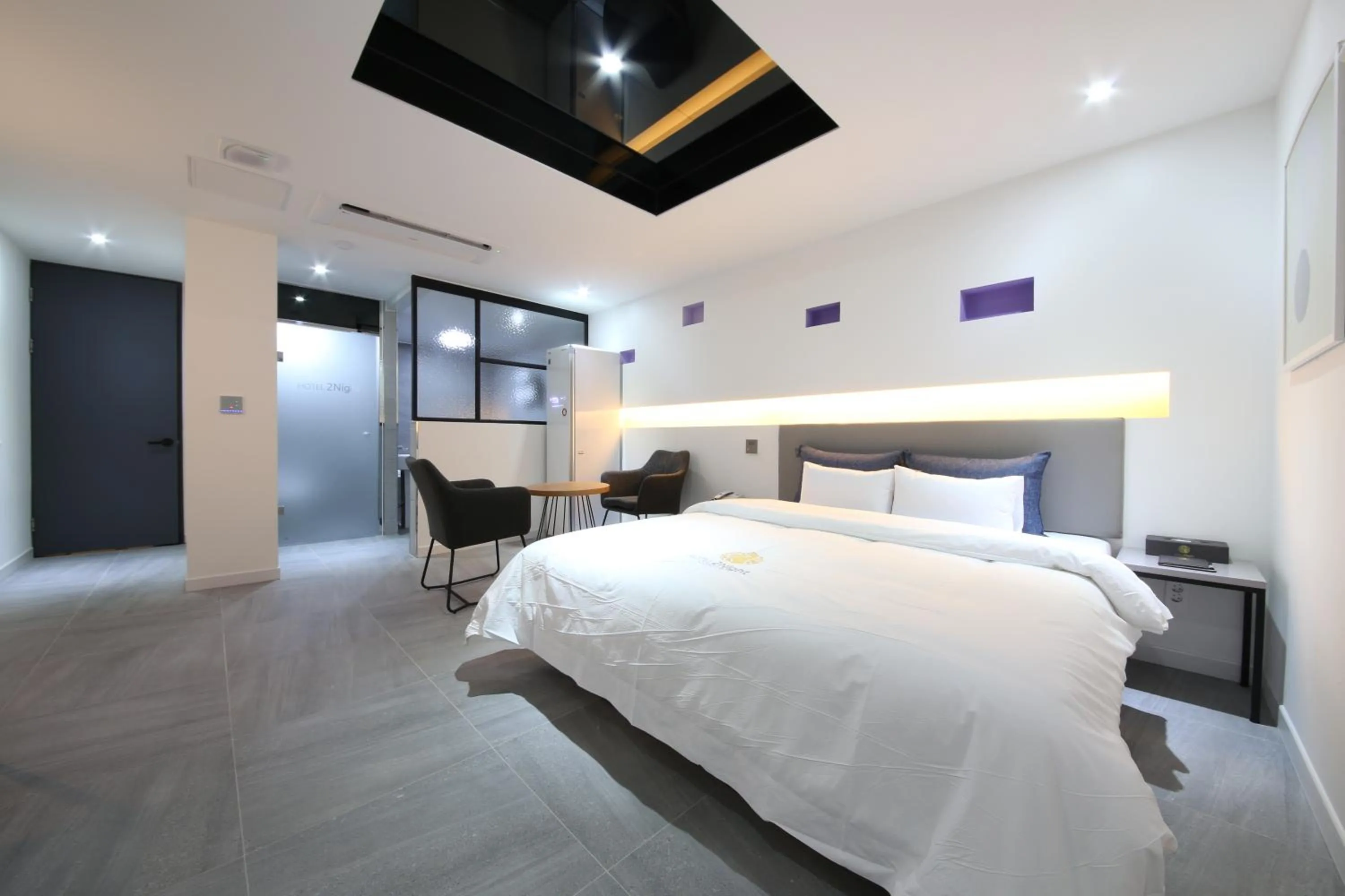 Bed in 2Night Business Hotel