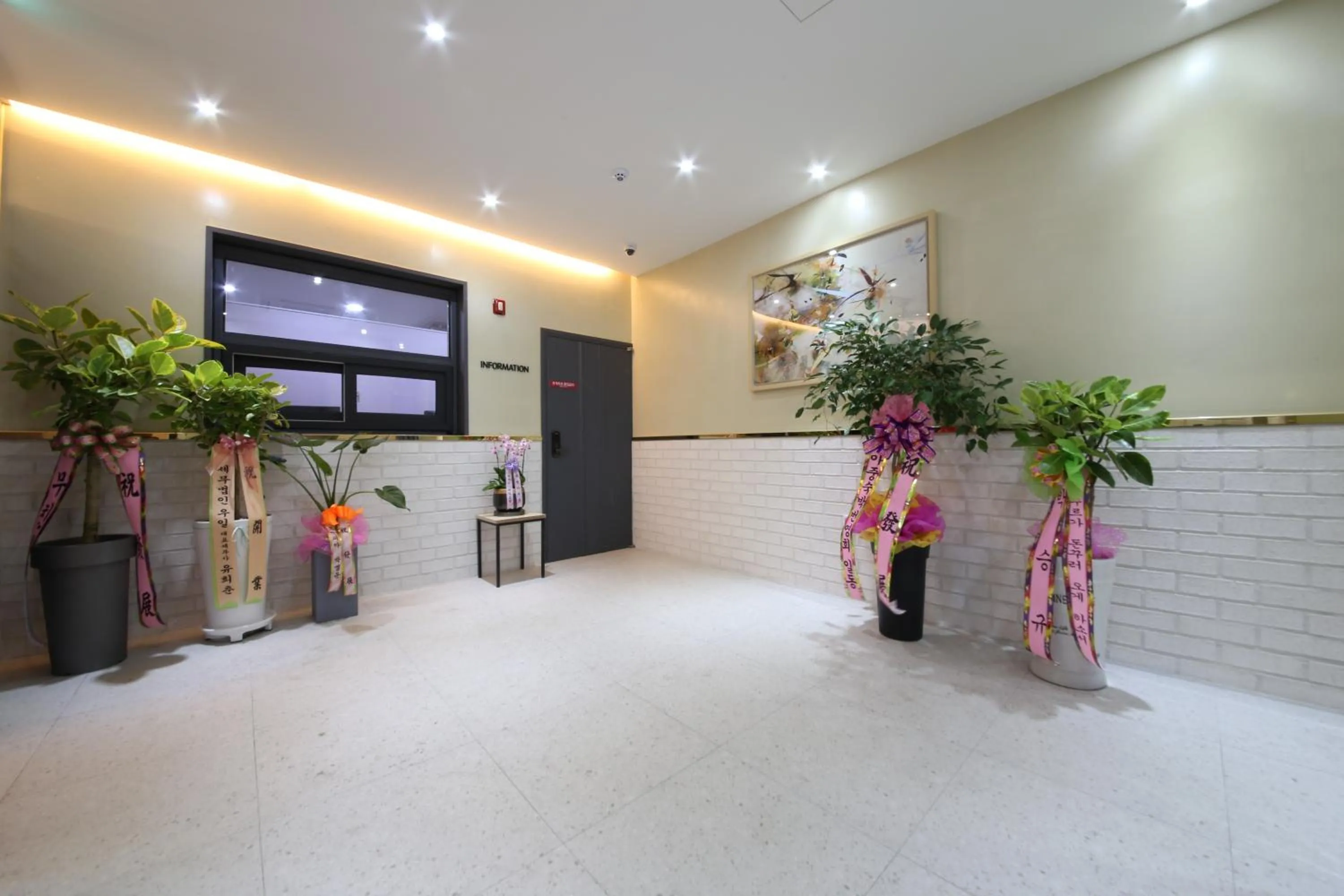 2Night Business Hotel