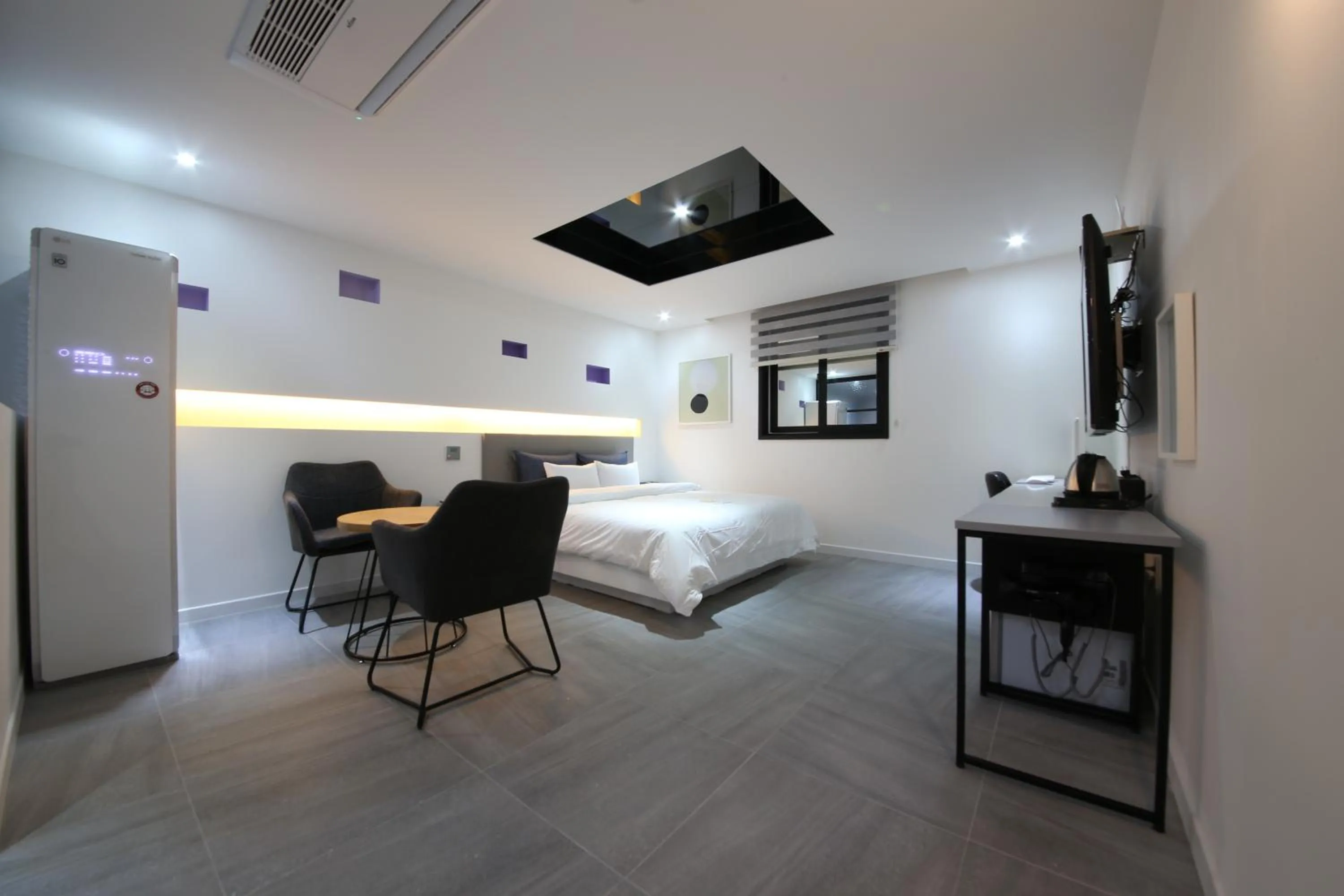 Bed in 2Night Business Hotel