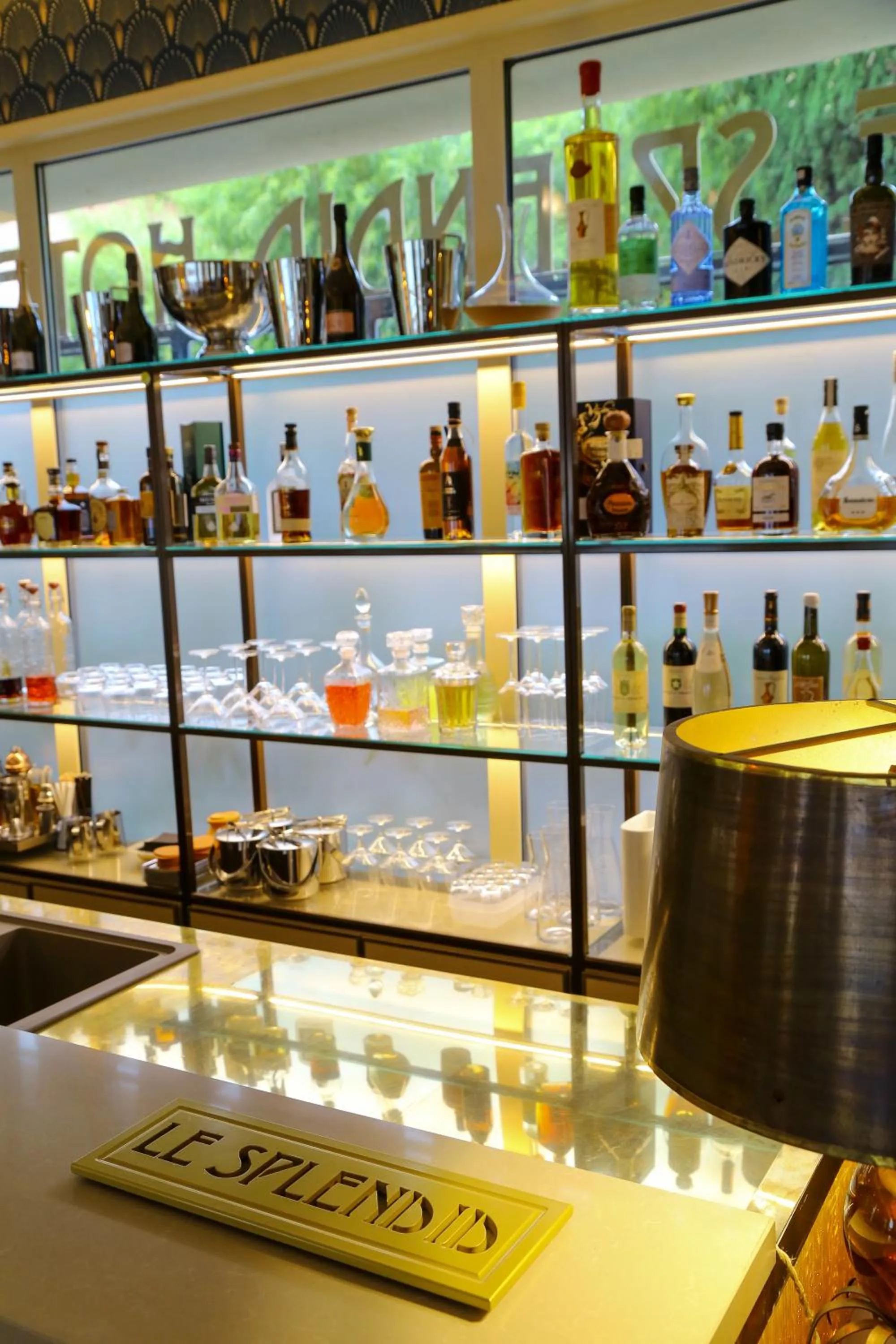 Lounge or bar in Splendid Hôtel & Spa