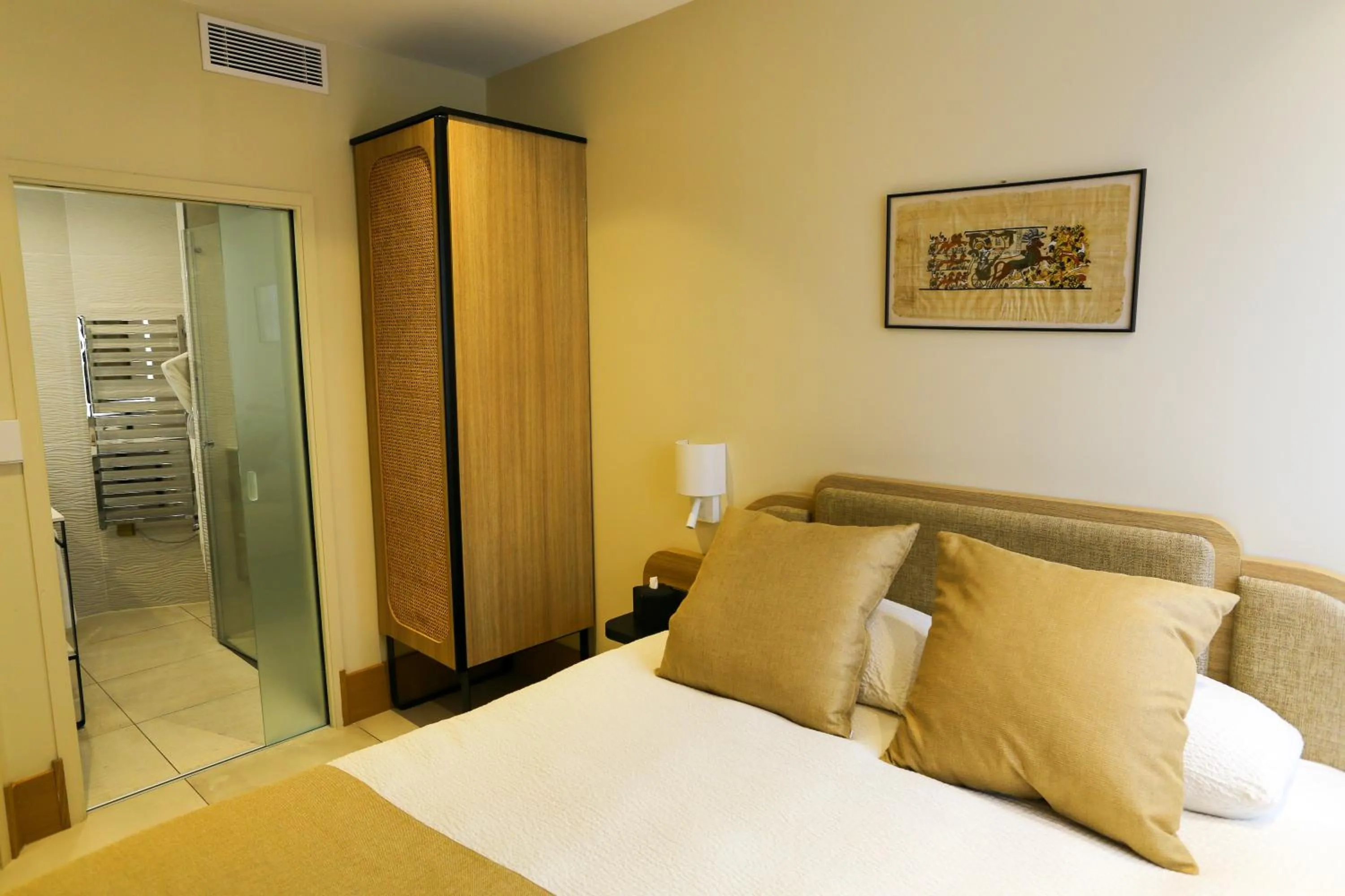 Bedroom, Bed in Splendid Hôtel & Spa