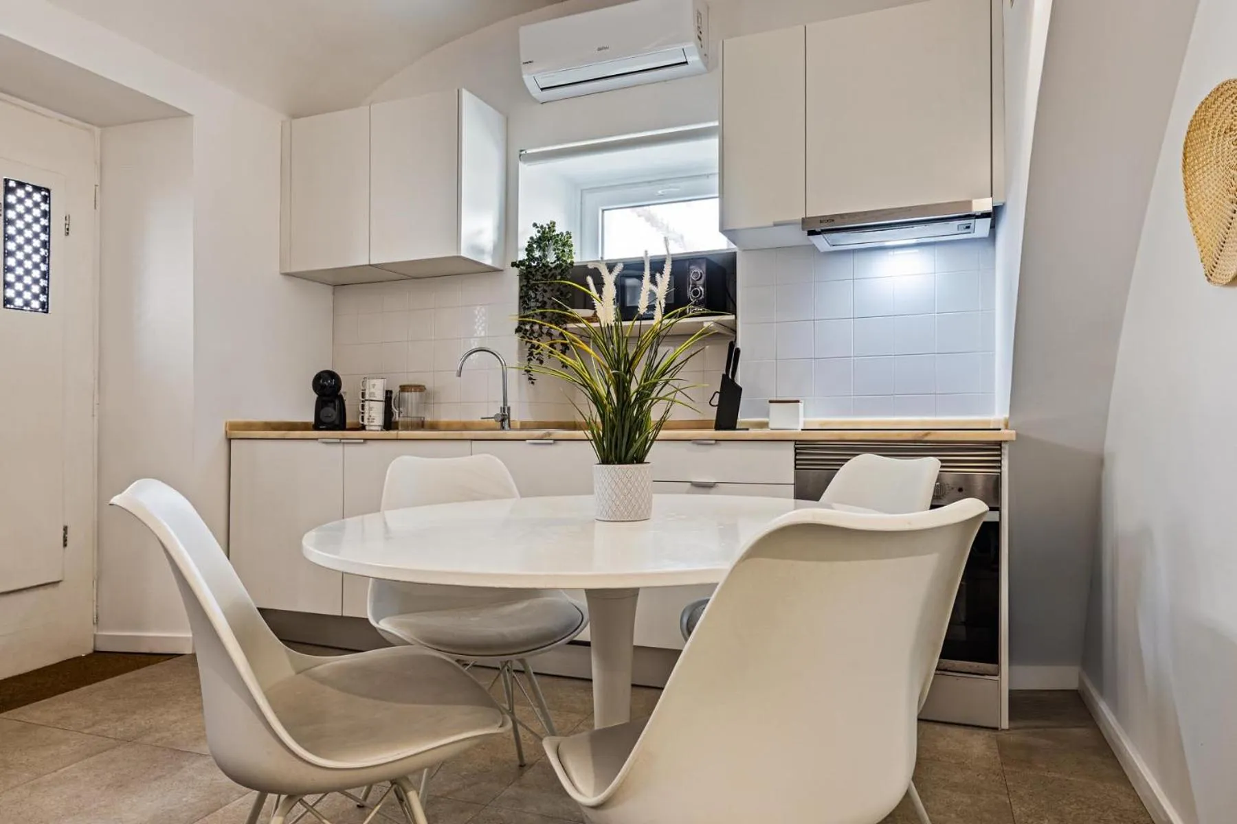 kitchen in Lavradores Boutique Guesthouse