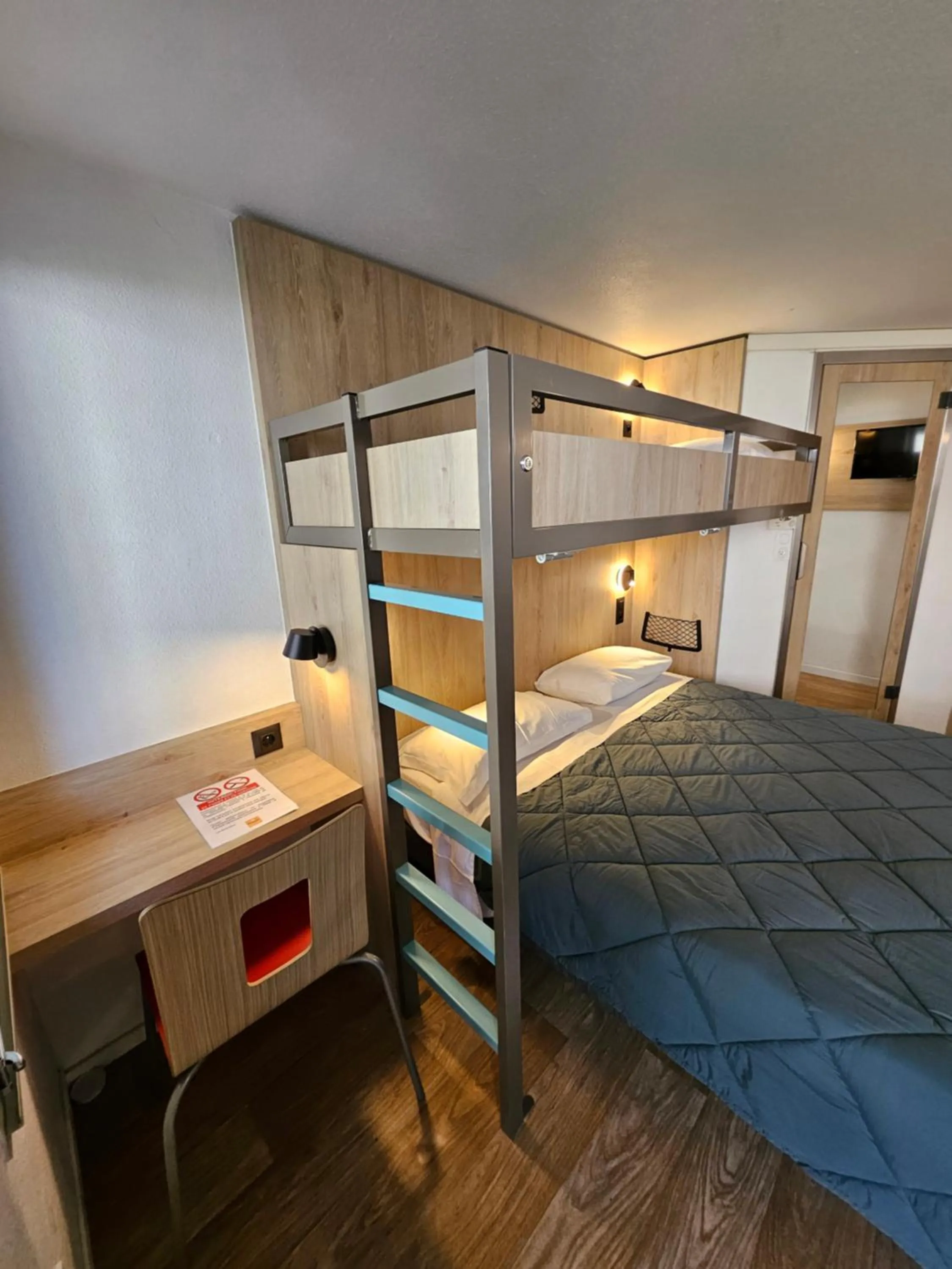 Bedroom, Bed in Premiere Classe Saint Malo St Jouan Des Guerets