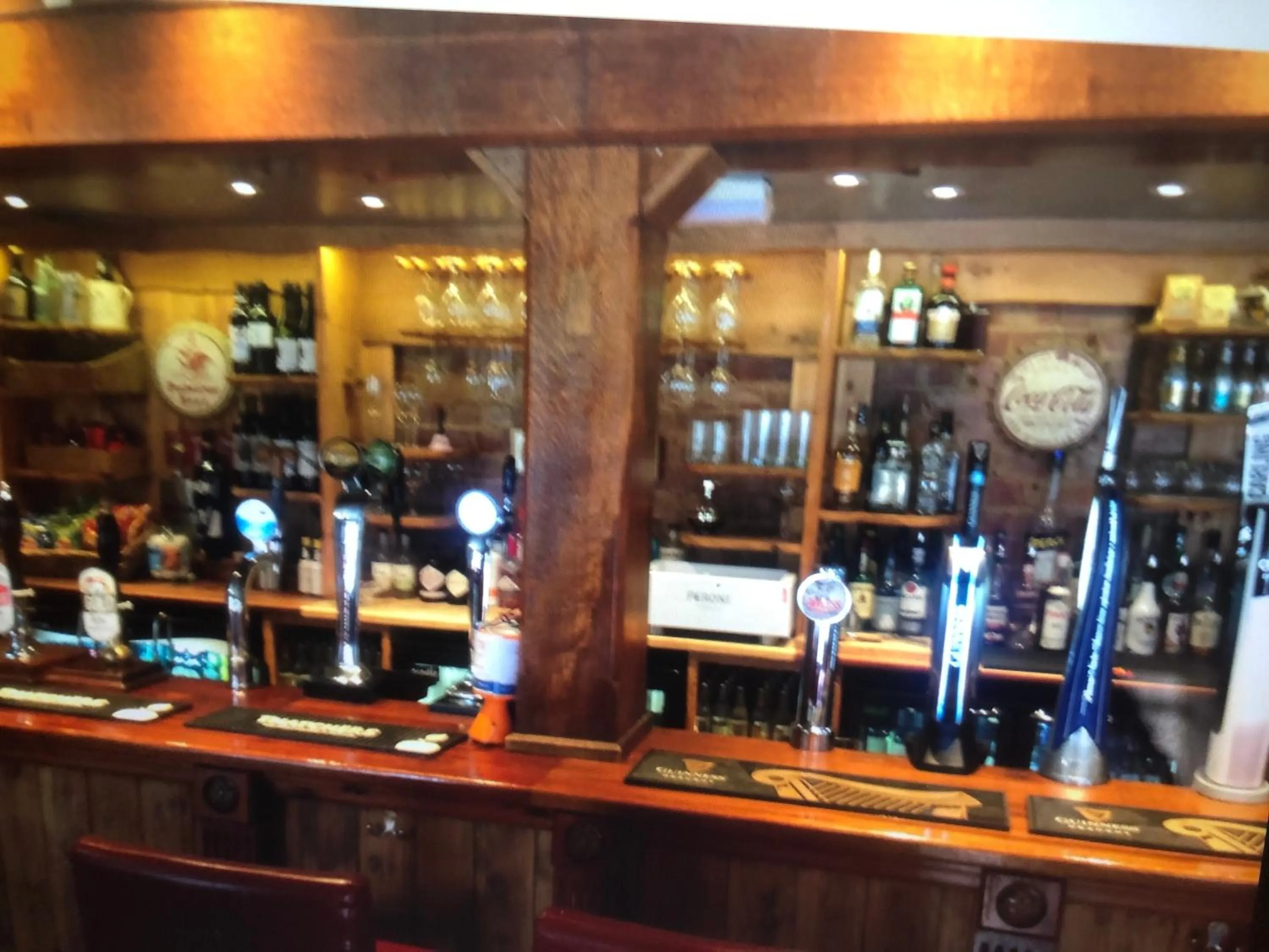 Restaurant/places to eat in Horse & Hound Inn